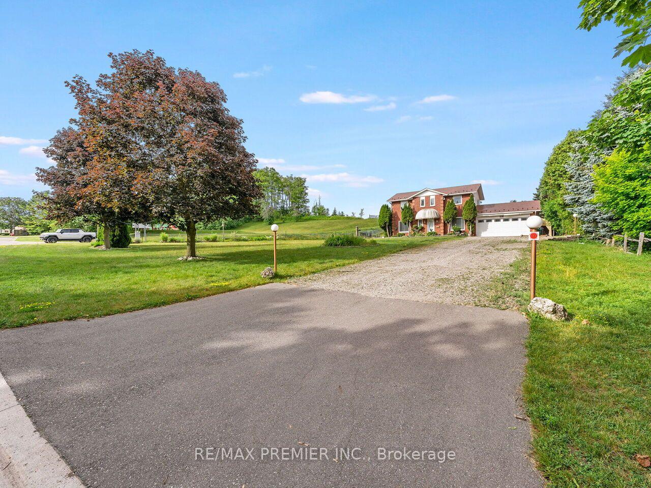 Photo 2 of 28 Emeline Street, Caledon, Alton — HOMEH