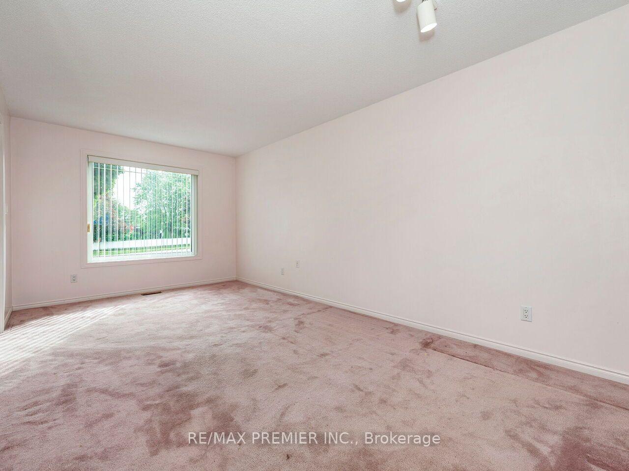 Photo 19 of 28 Emeline Street, Caledon, Alton — HOMEH