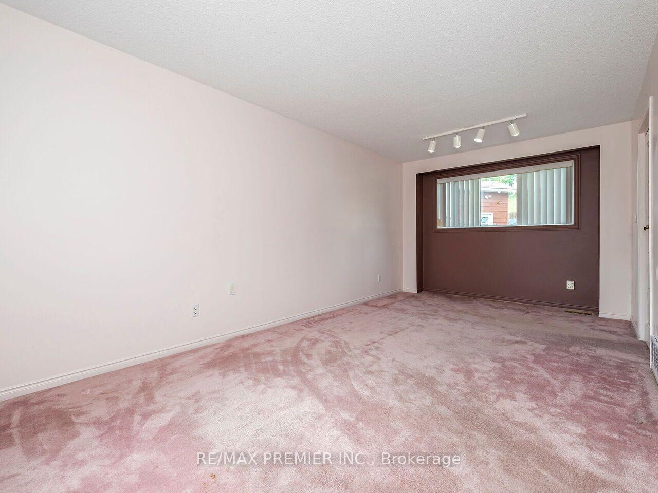 Photo 20 of 28 Emeline Street, Caledon, Alton — HOMEH