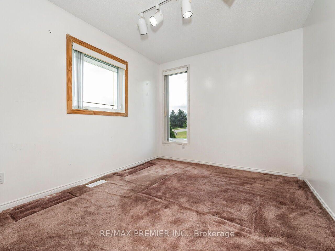 Photo 32 of 28 Emeline Street, Caledon, Alton — HOMEH