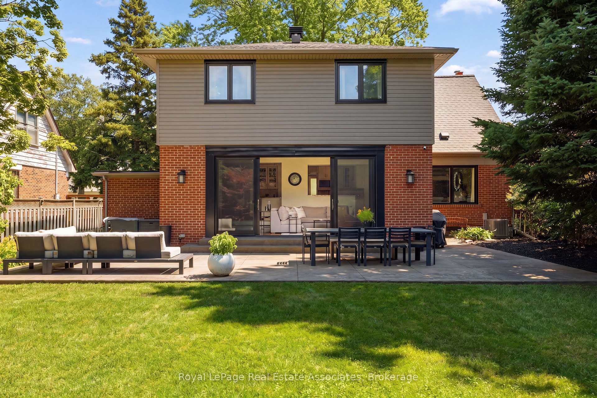 Photo 3 of 1972 Russett Road, Mississauga, Lakeview — HOMEH
