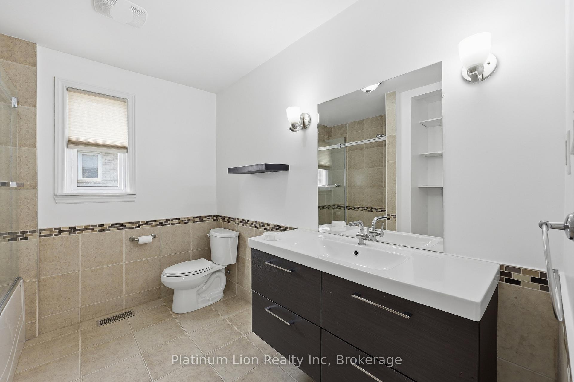 Photo 12 of 6581 Riall Street, Niagara Falls, Stamford — HOMEH