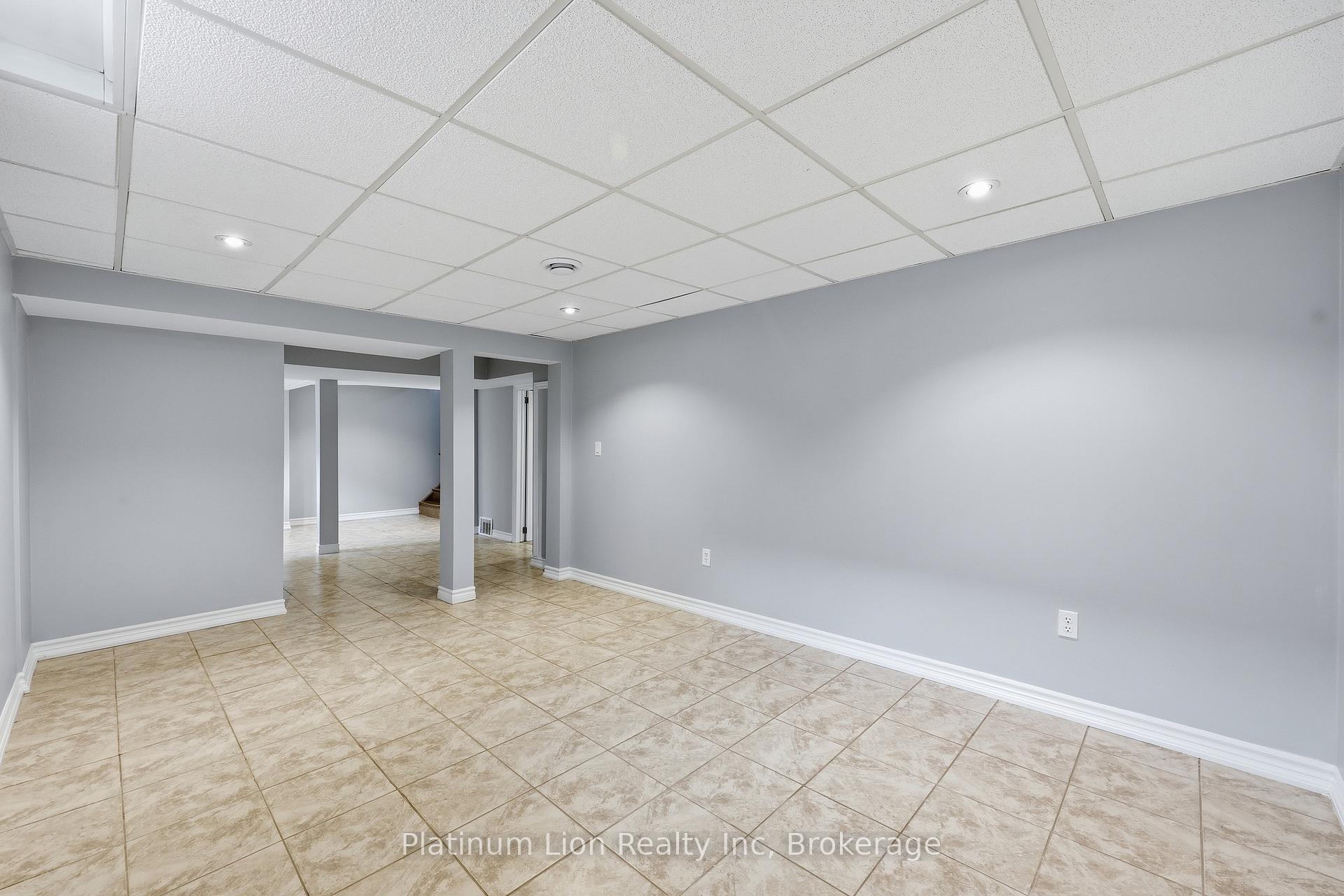 Photo 20 of 6581 Riall Street, Niagara Falls, Stamford — HOMEH