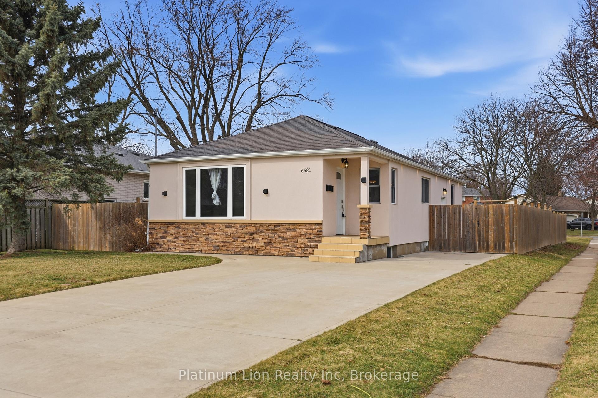Photo 26 of 6581 Riall Street, Niagara Falls, Stamford — HOMEH