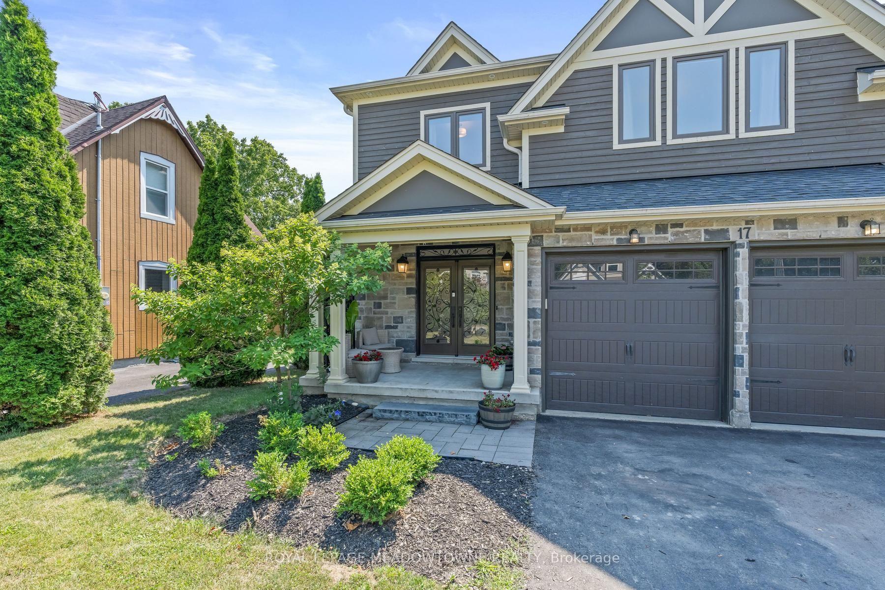 Photo 3 of 17 Ontario Street, Halton Hills, Georgetown — HOMEH