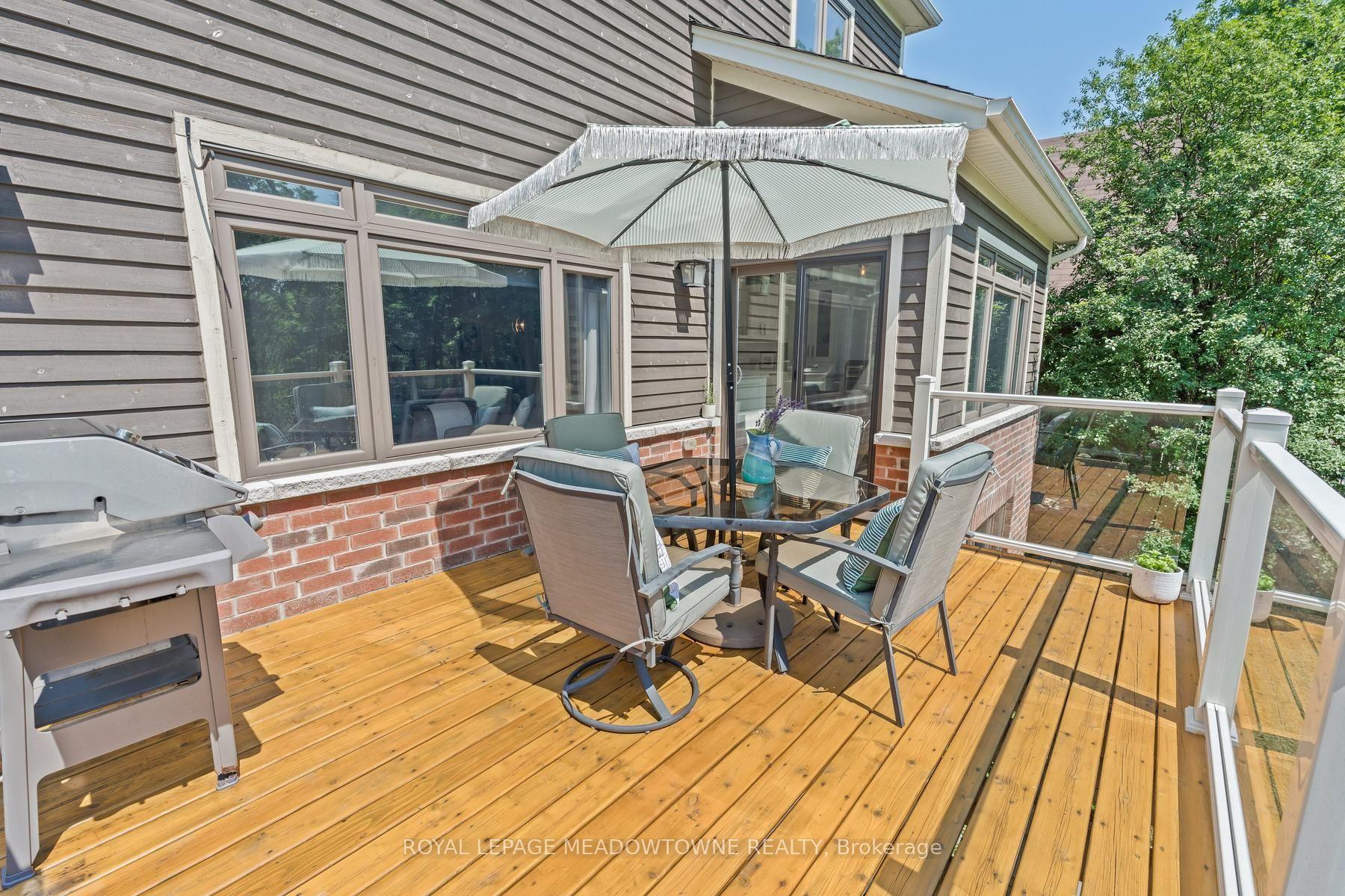 Photo 44 of 17 Ontario Street, Halton Hills, Georgetown — HOMEH