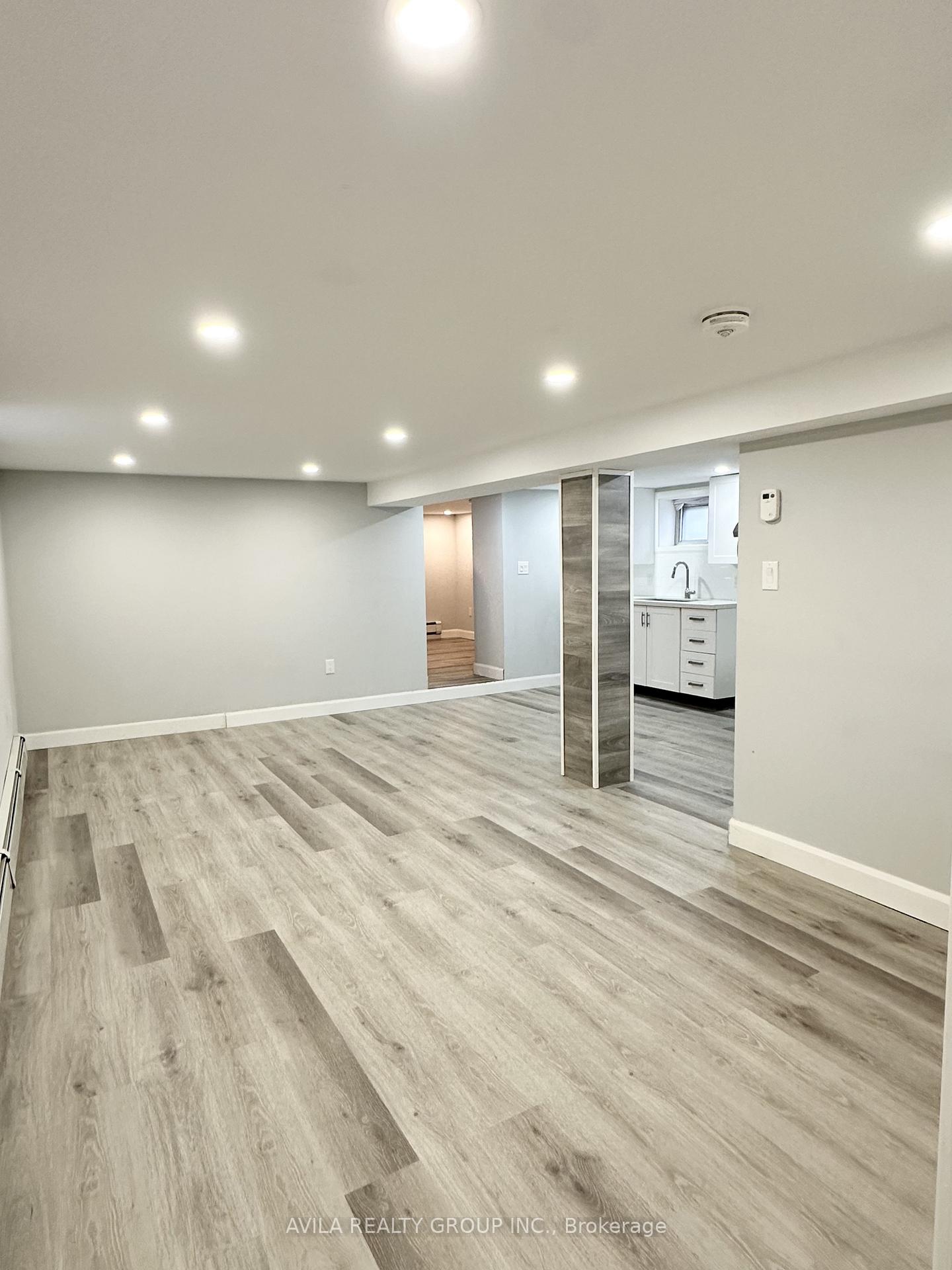 Photo 3 of Unit Basement, 30 Balsam Avenue S, Hamilton, Gibson — HOMEH