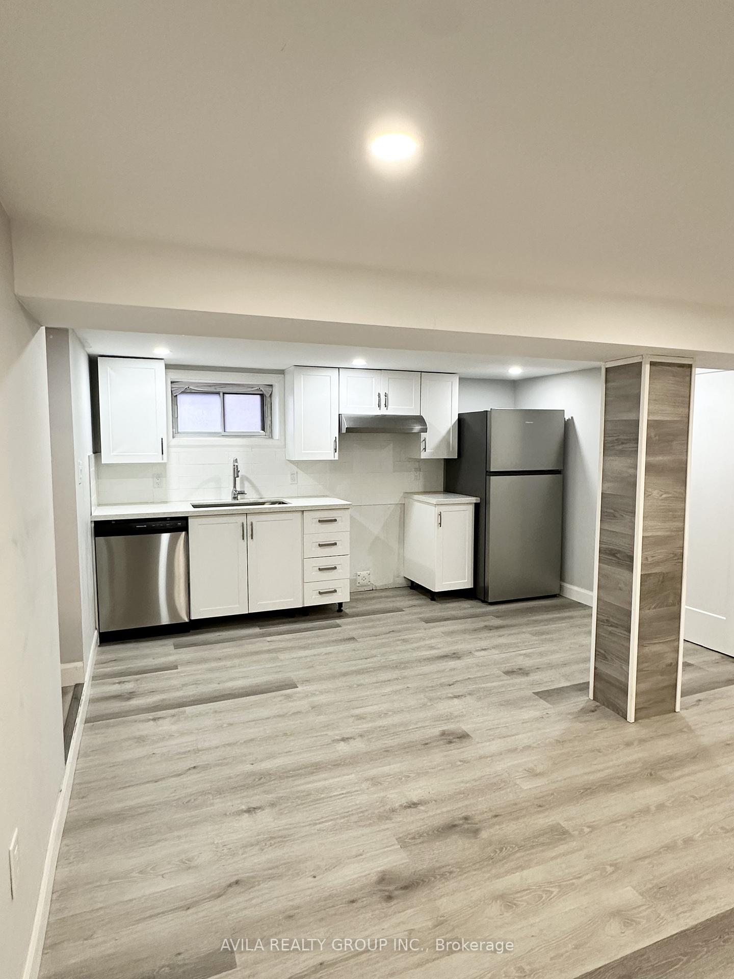 Photo 4 of Unit Basement, 30 Balsam Avenue S, Hamilton, Gibson — HOMEH