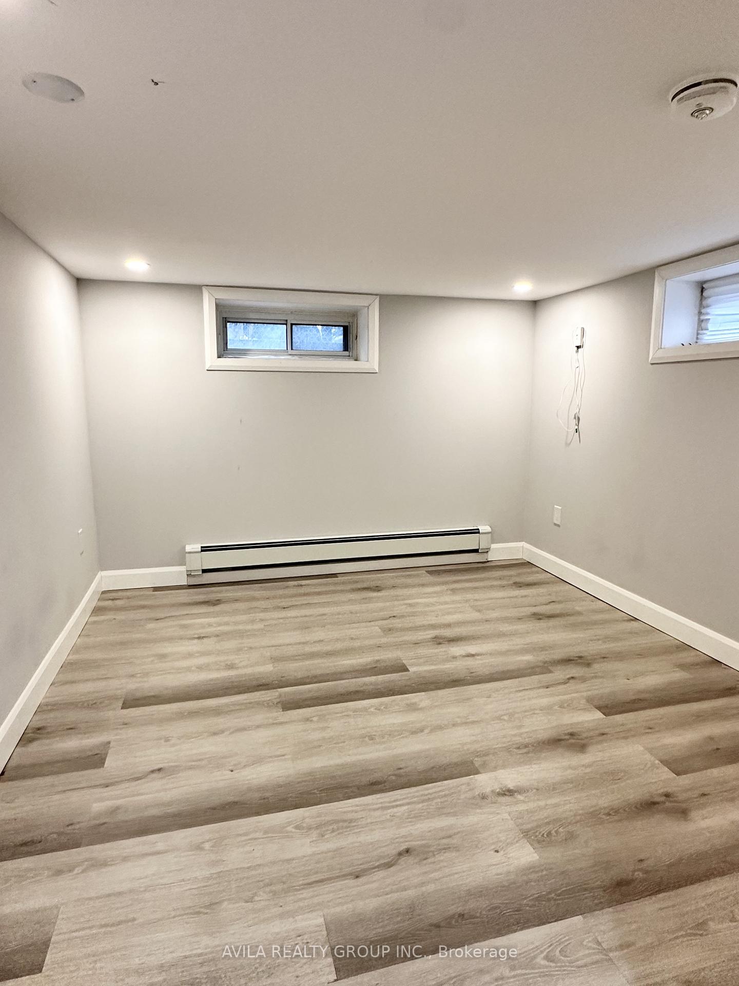 Photo 5 of Unit Basement, 30 Balsam Avenue S, Hamilton, Gibson — HOMEH