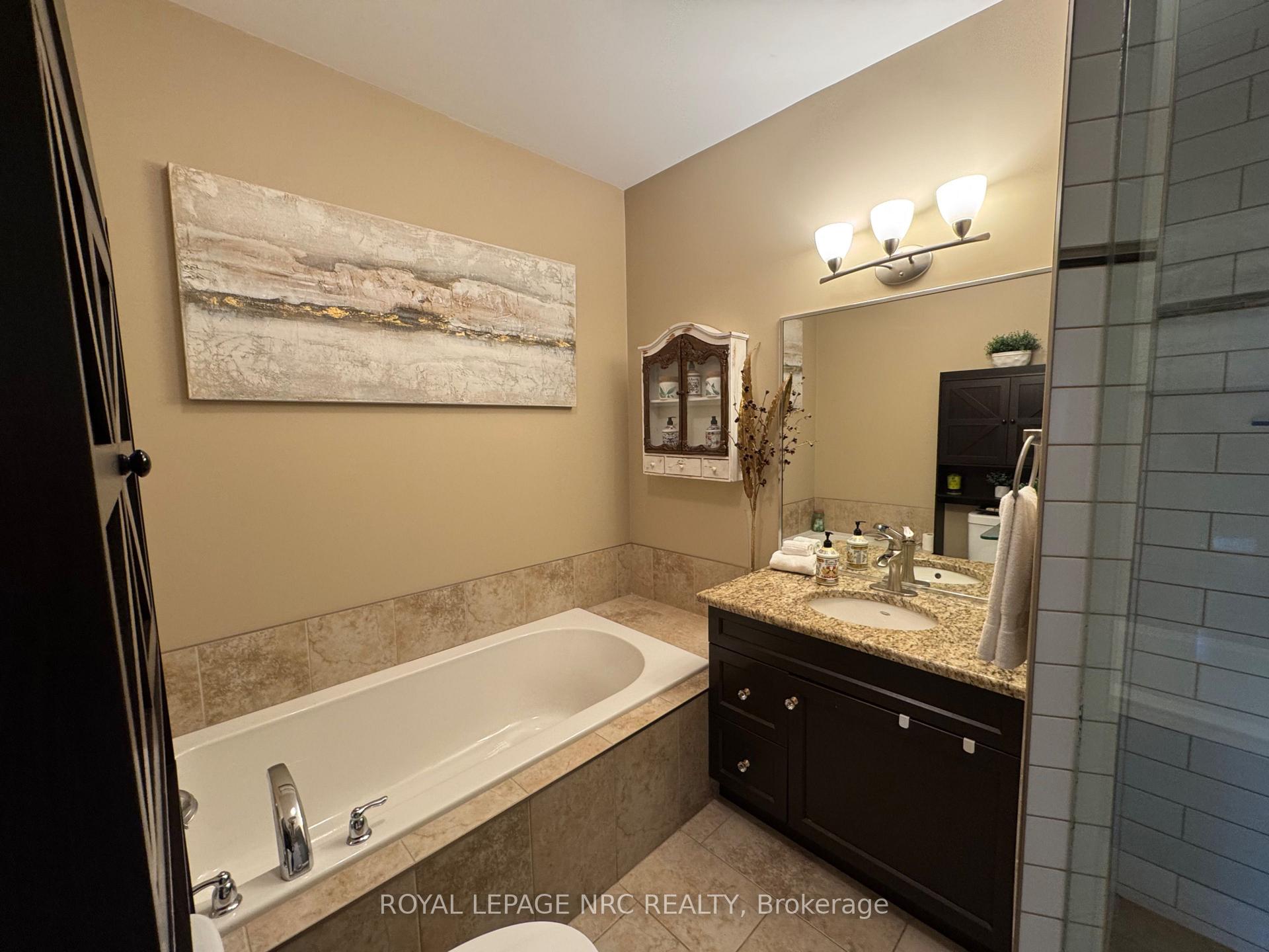 Photo 10 of Unit 2, 6186 Dorchester Road, Niagara Falls, Dorchester — HOMEH
