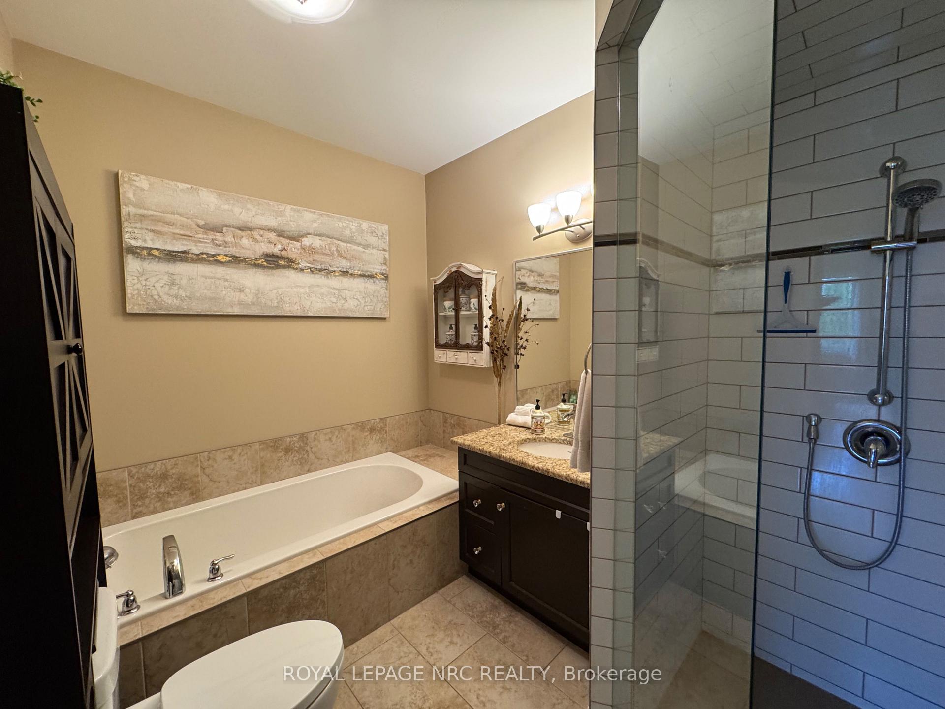 Photo 11 of Unit 2, 6186 Dorchester Road, Niagara Falls, Dorchester — HOMEH
