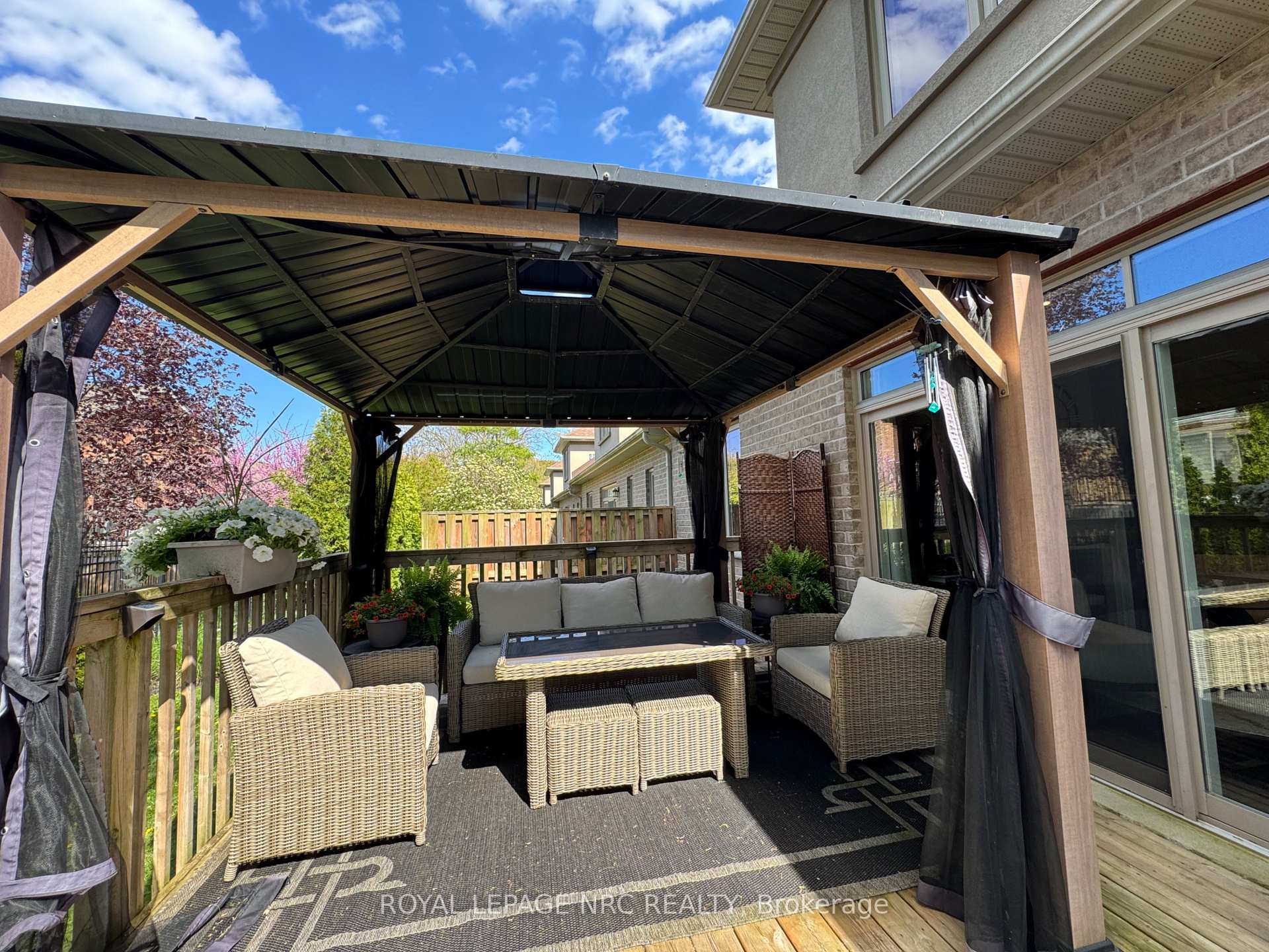 Photo 20 of Unit 2, 6186 Dorchester Road, Niagara Falls, Dorchester — HOMEH