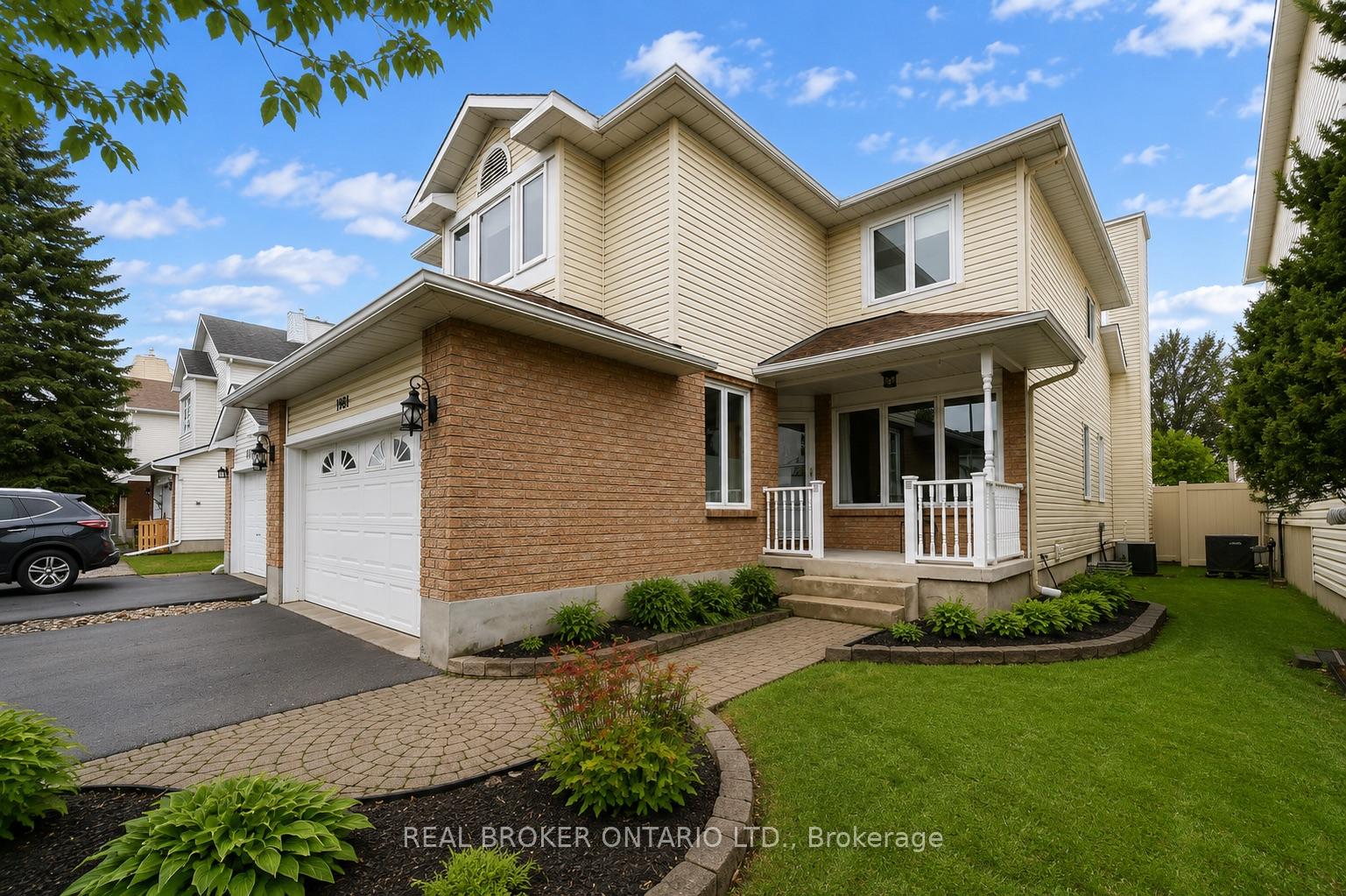 Photo 3 of 1981 Orchardview Avenue, Ottawa, Fallingbrook/Gardenway South — HOMEH