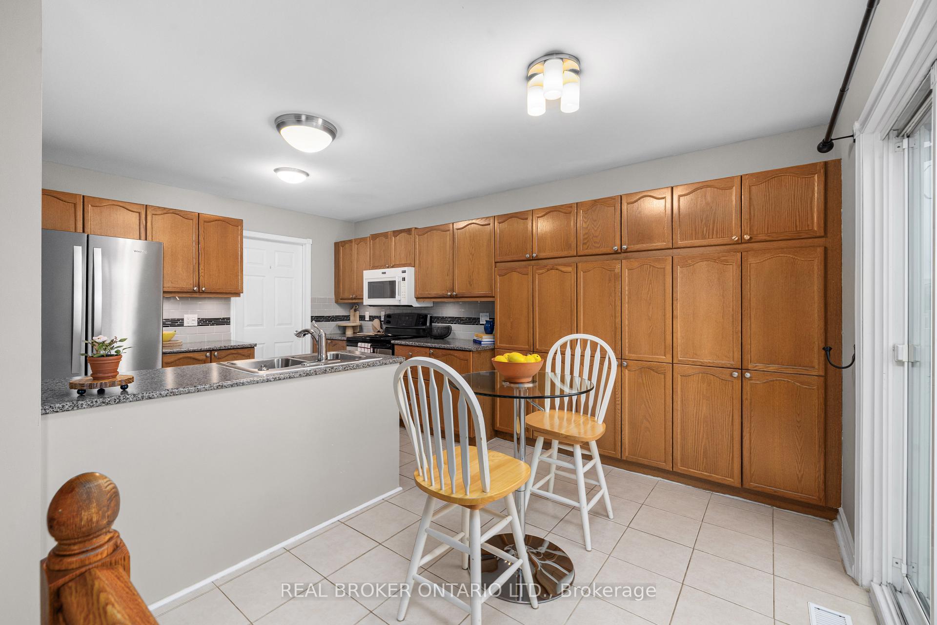 Photo 18 of 1981 Orchardview Avenue, Ottawa, Fallingbrook/Gardenway South — HOMEH