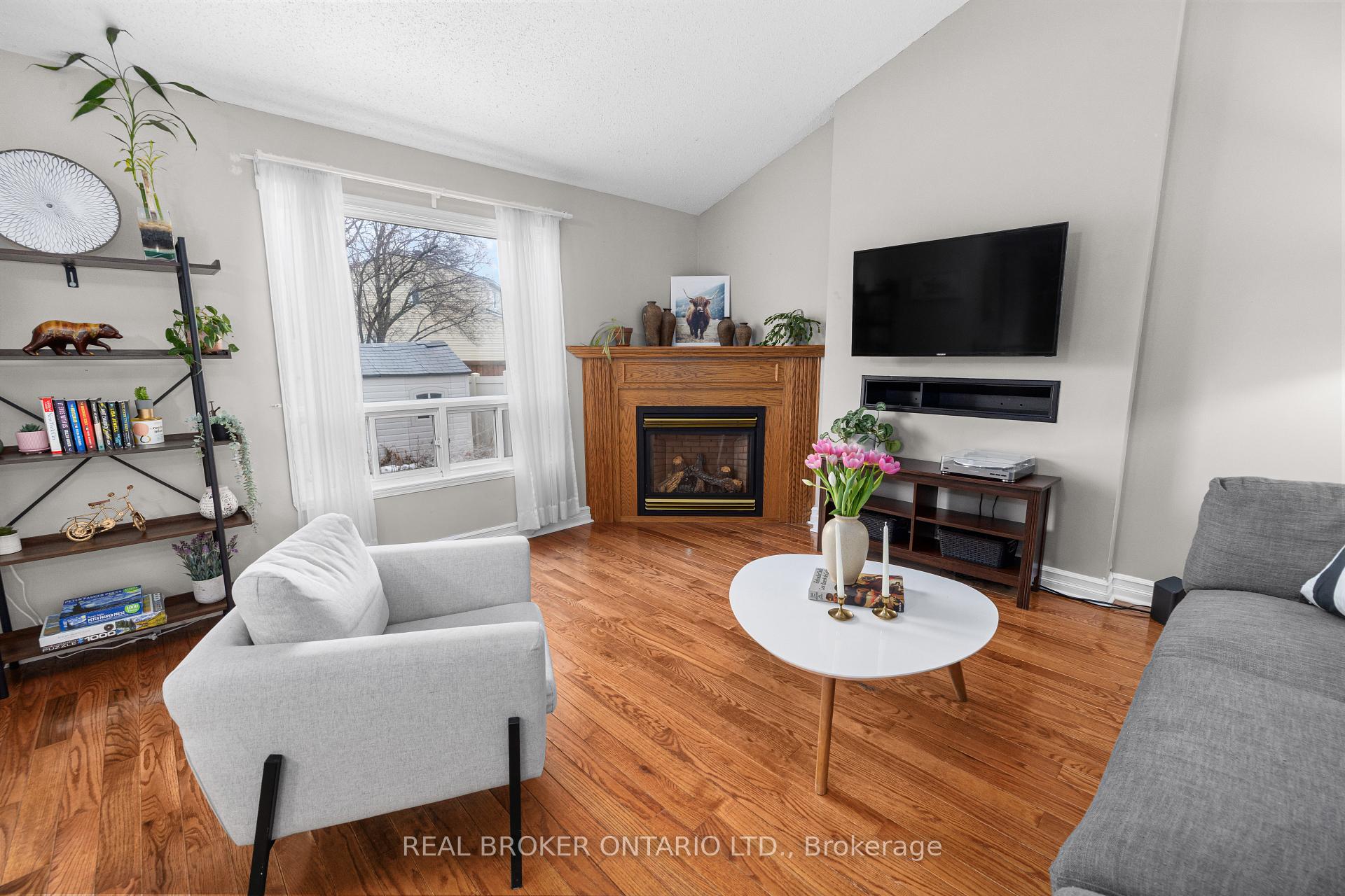 Photo 23 of 1981 Orchardview Avenue, Ottawa, Fallingbrook/Gardenway South — HOMEH