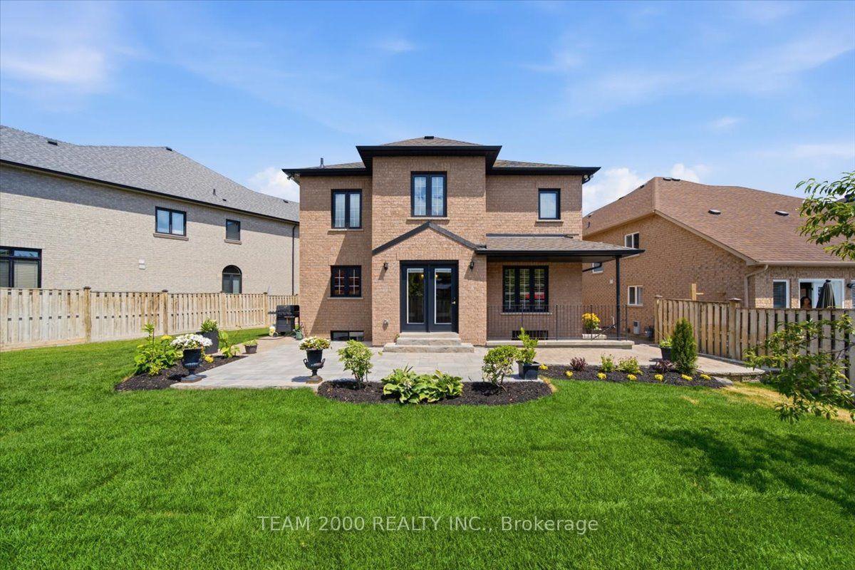 Photo 36 of 26 Crown Crescent, Vaughan, Sonoma Heights — HOMEH