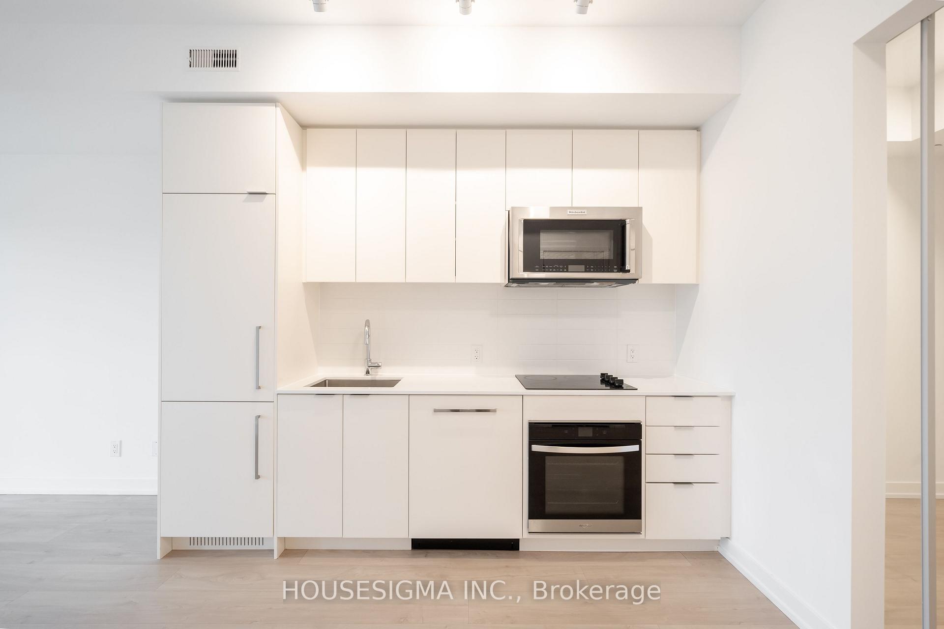 Photo of Unit 202, 181 Sheppard Avenue E