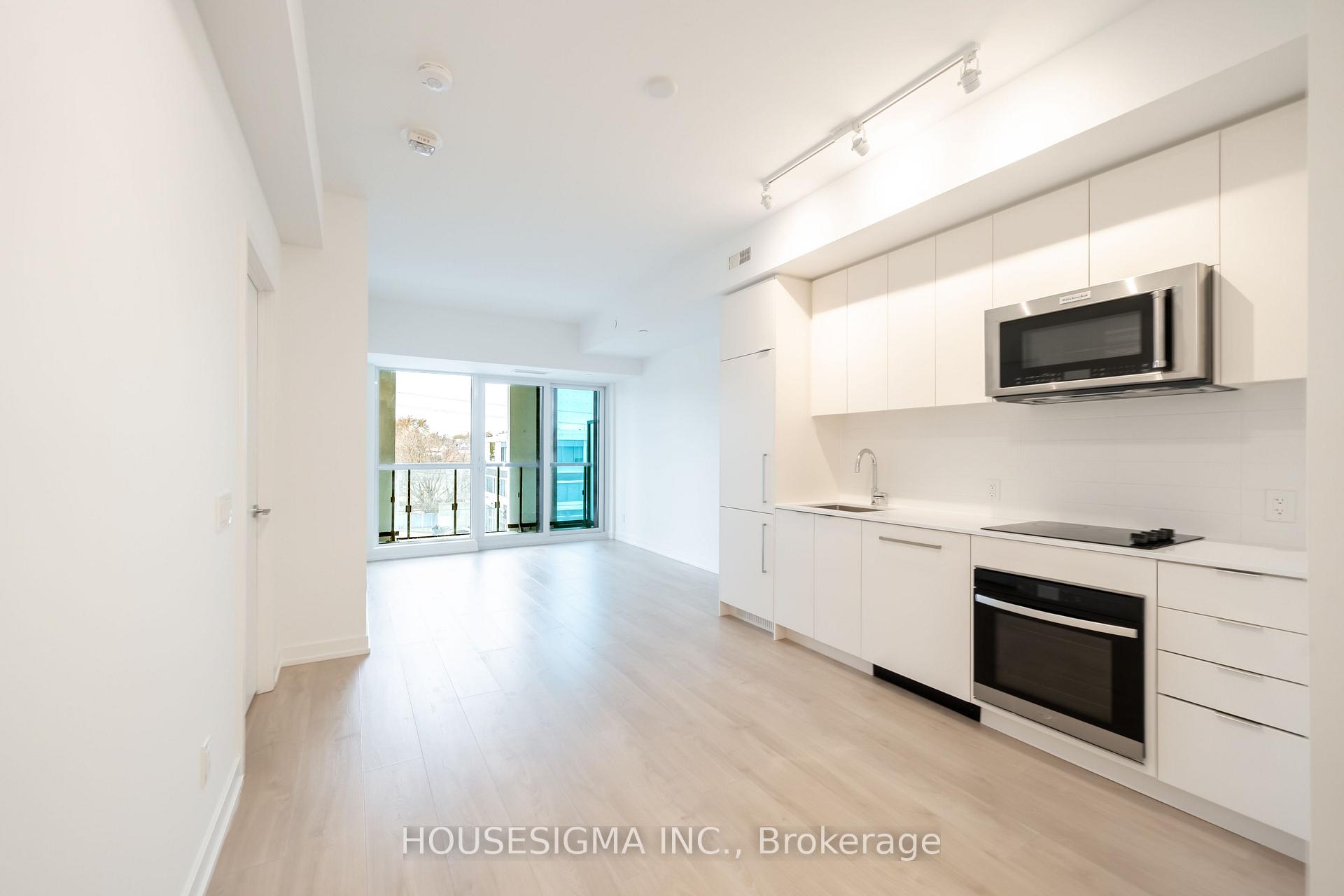 Photo 3 of Unit 202, 181 Sheppard Avenue E, North York, Willowdale East — HOMEH