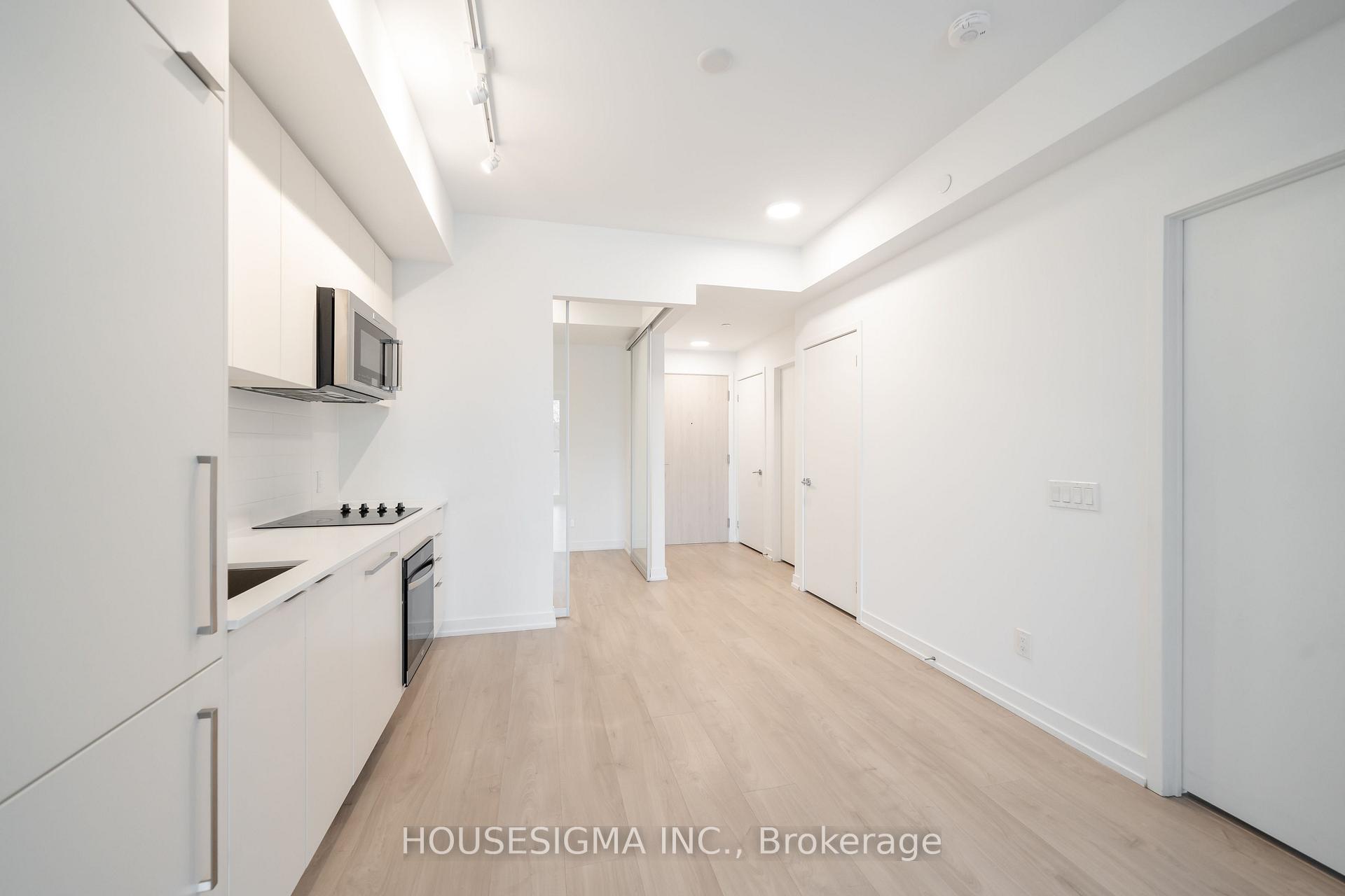 Photo 4 of Unit 202, 181 Sheppard Avenue E, North York, Willowdale East — HOMEH