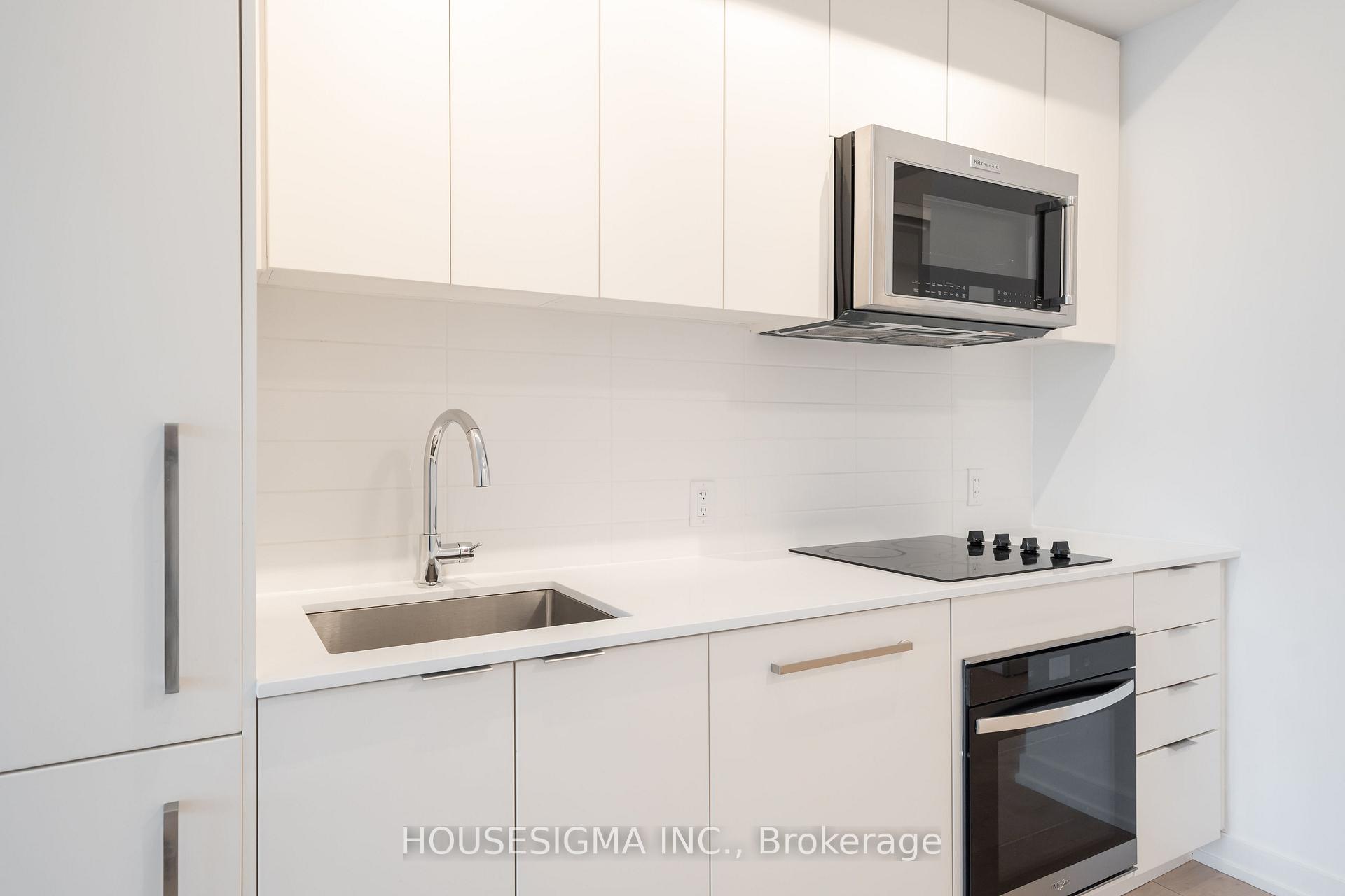 Photo 6 of Unit 202, 181 Sheppard Avenue E, North York, Willowdale East — HOMEH