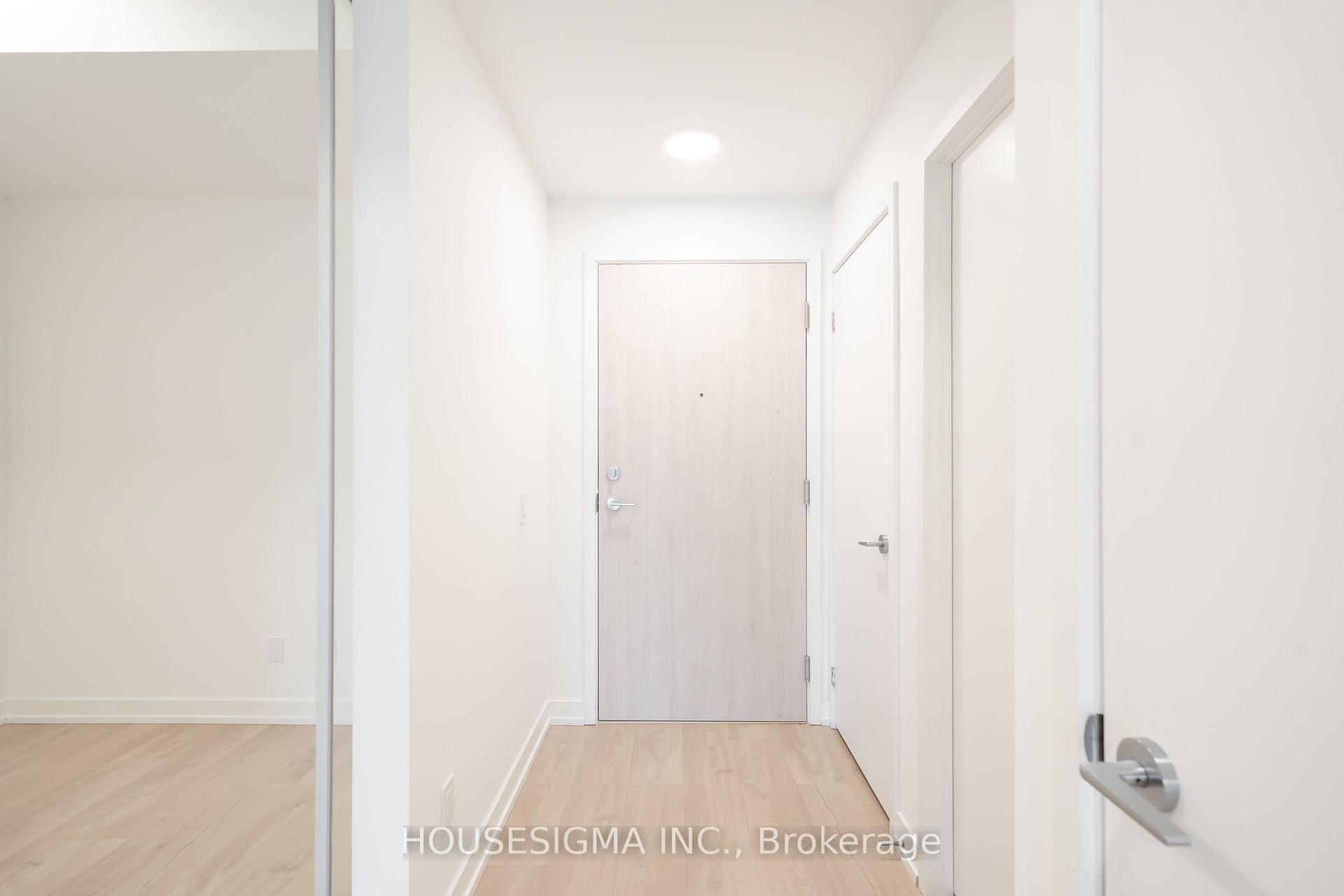Photo 8 of Unit 202, 181 Sheppard Avenue E, North York, Willowdale East — HOMEH