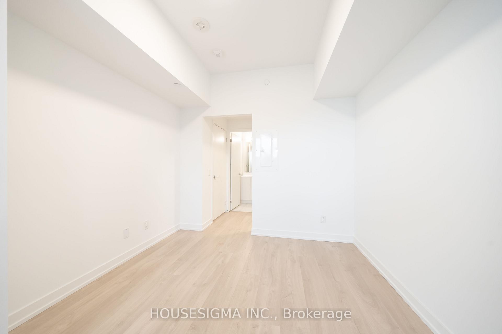 Photo 12 of Unit 202, 181 Sheppard Avenue E, North York, Willowdale East — HOMEH