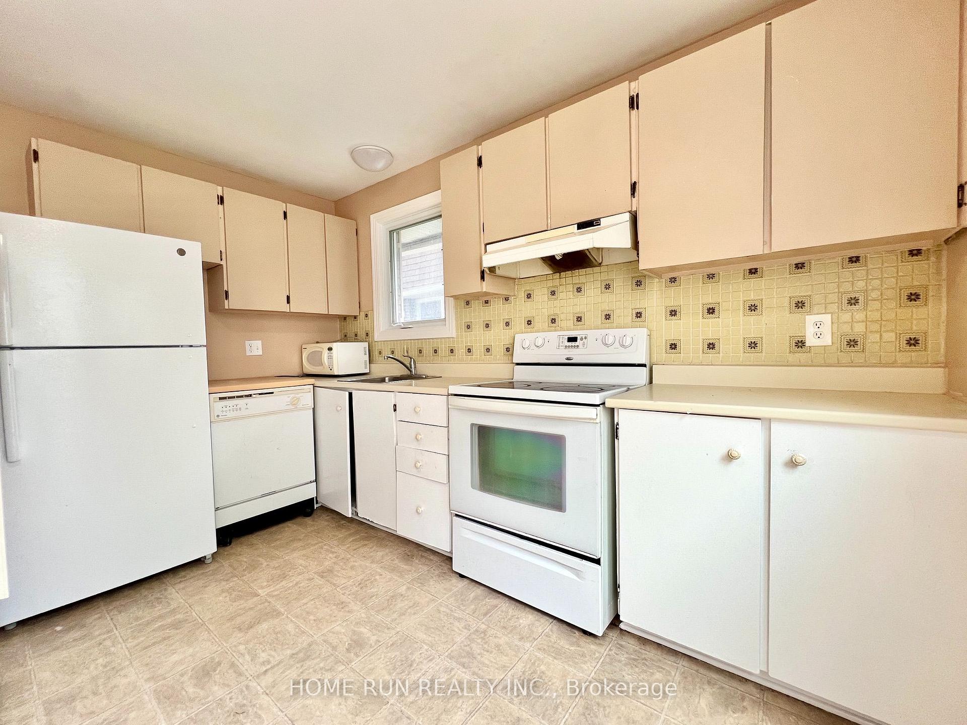 Photo 4 of Unit 42, 3240 Southgate Road, Ottawa, South Keys — HOMEH