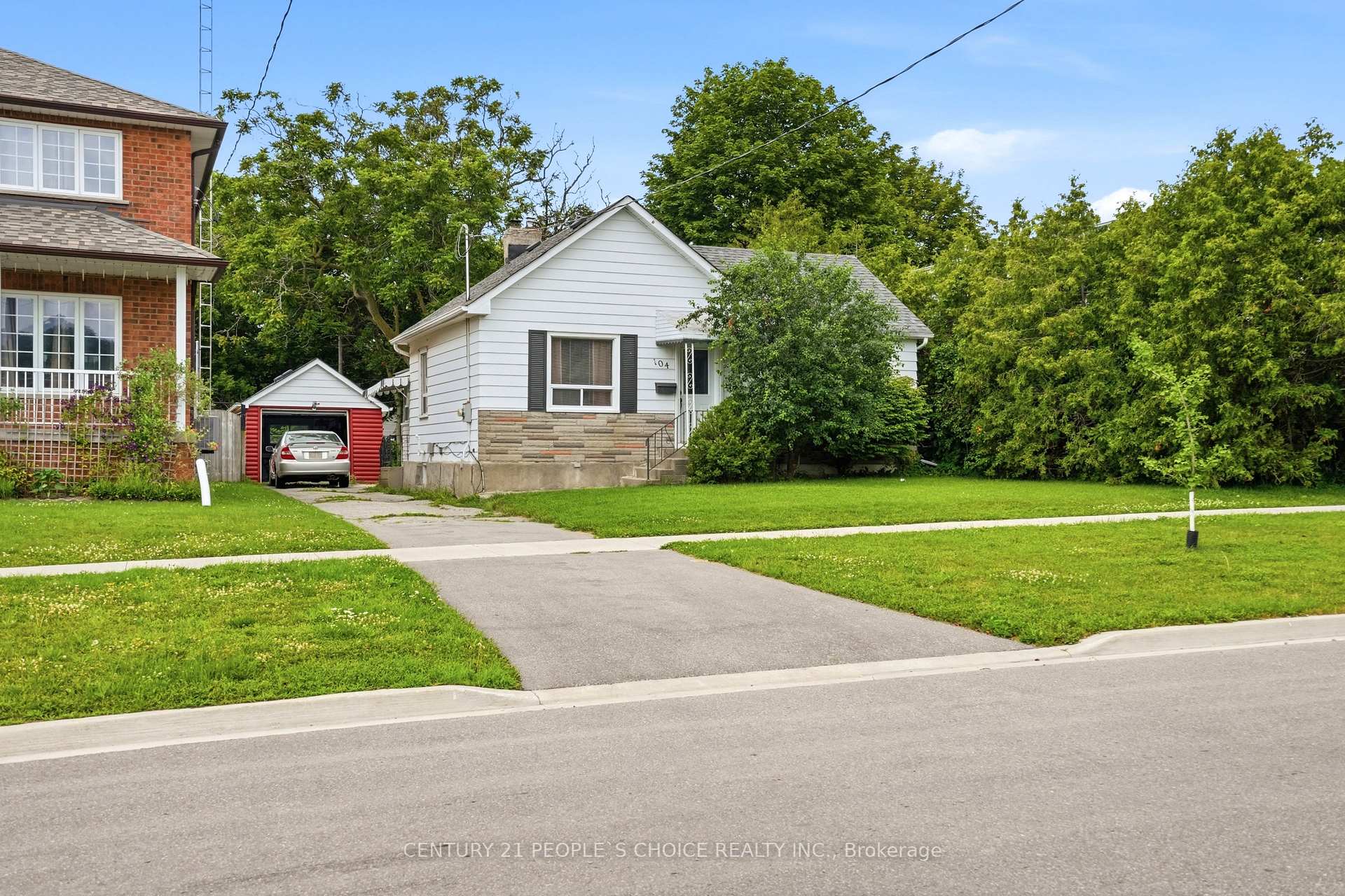 Photo 2 of 104 Grenfell Street, Oshawa, Vanier — HOMEH