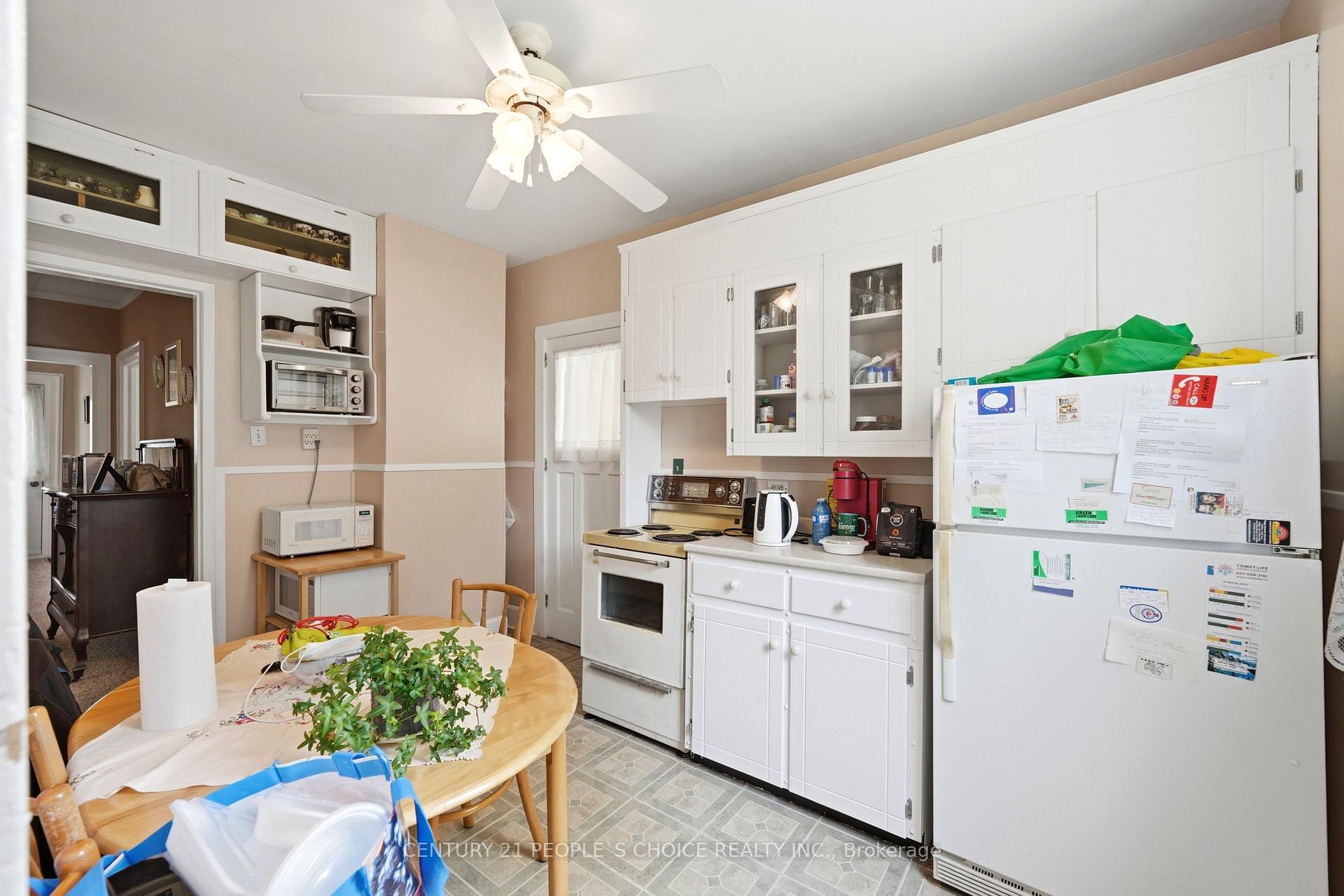 Photo 11 of 104 Grenfell Street, Oshawa, Vanier — HOMEH