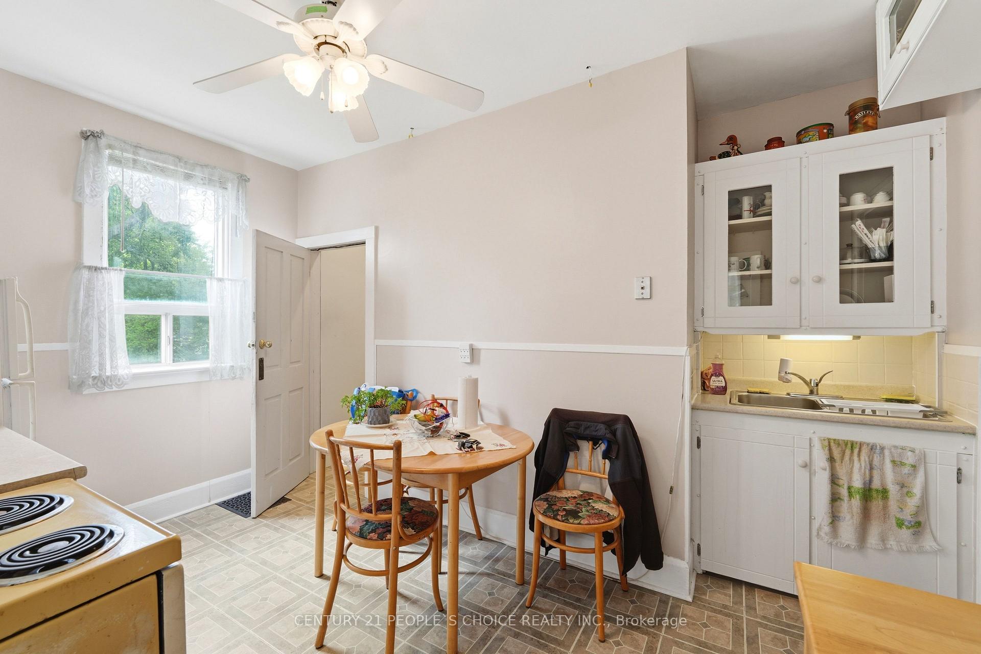 Photo 12 of 104 Grenfell Street, Oshawa, Vanier — HOMEH