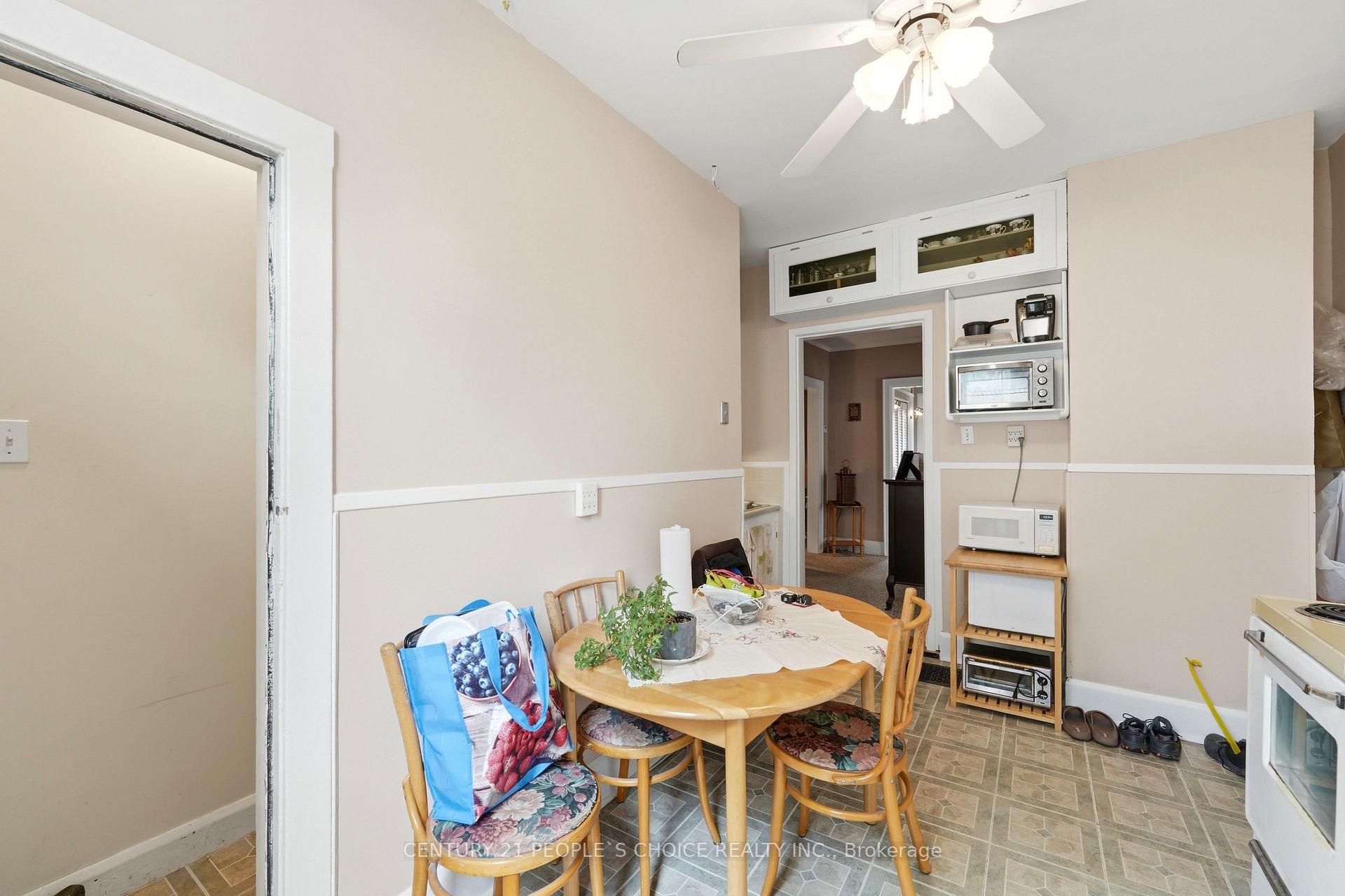 Photo 13 of 104 Grenfell Street, Oshawa, Vanier — HOMEH
