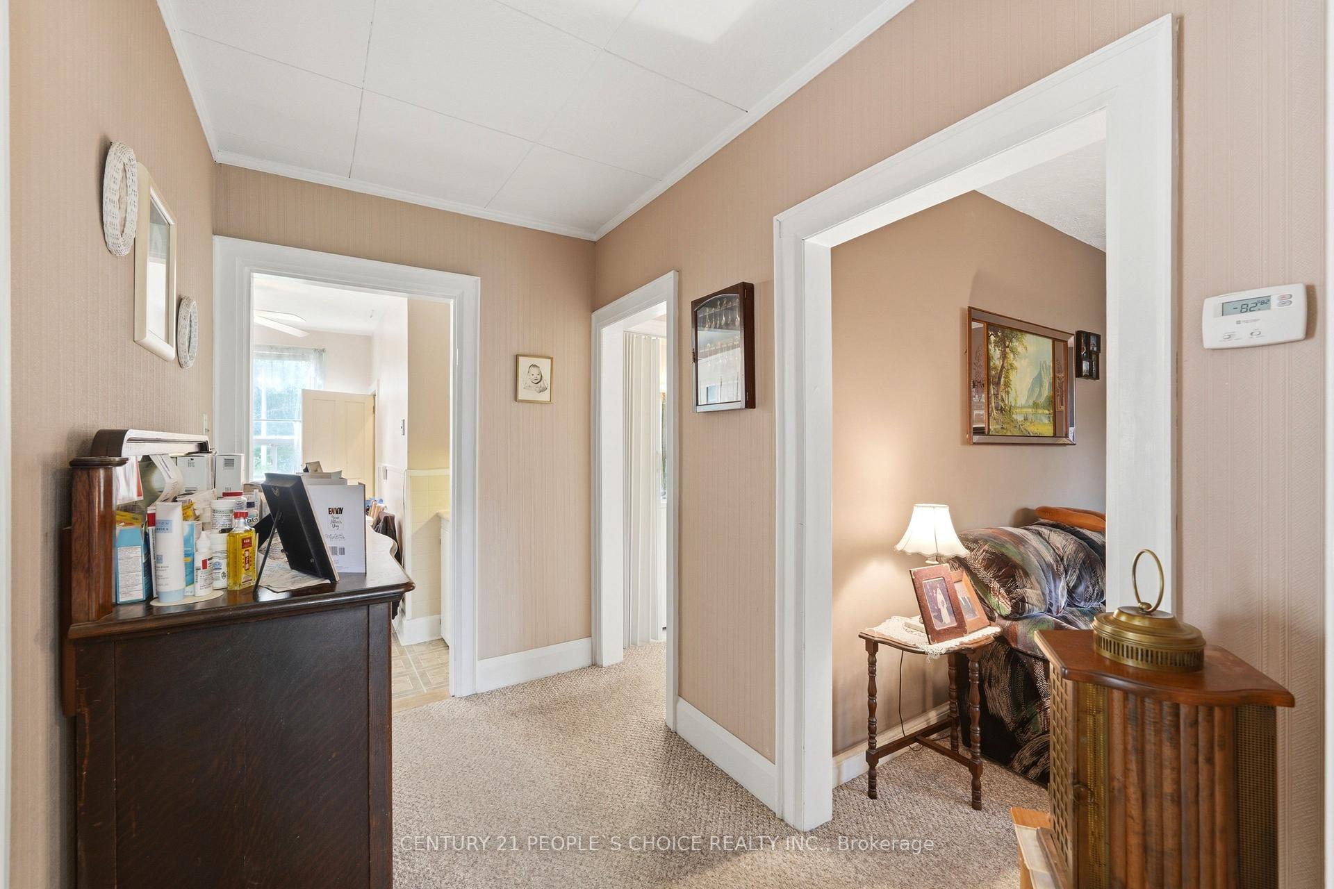 Photo 18 of 104 Grenfell Street, Oshawa, Vanier — HOMEH