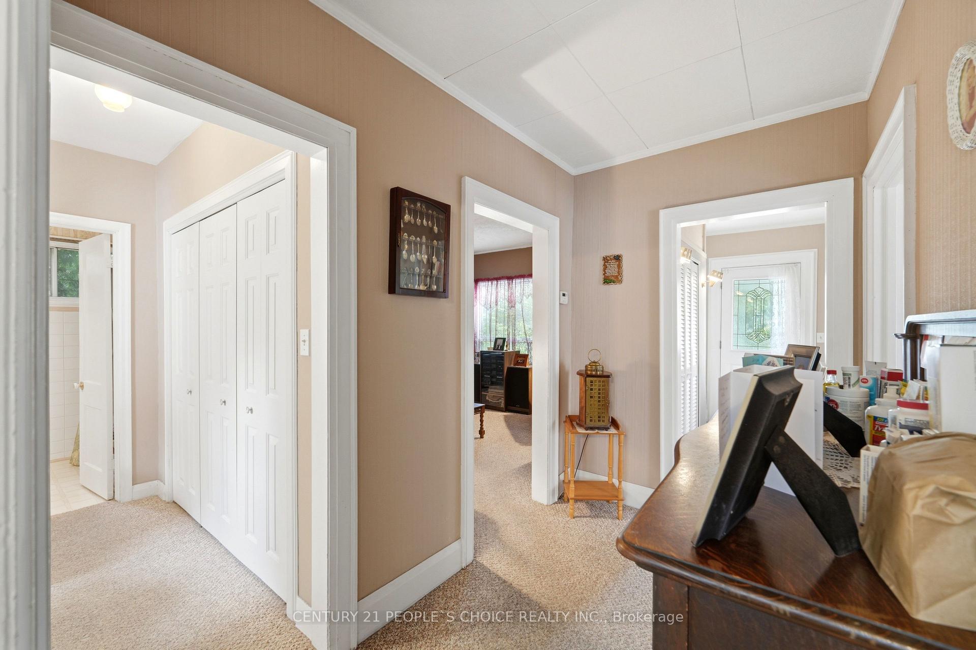 Photo 19 of 104 Grenfell Street, Oshawa, Vanier — HOMEH