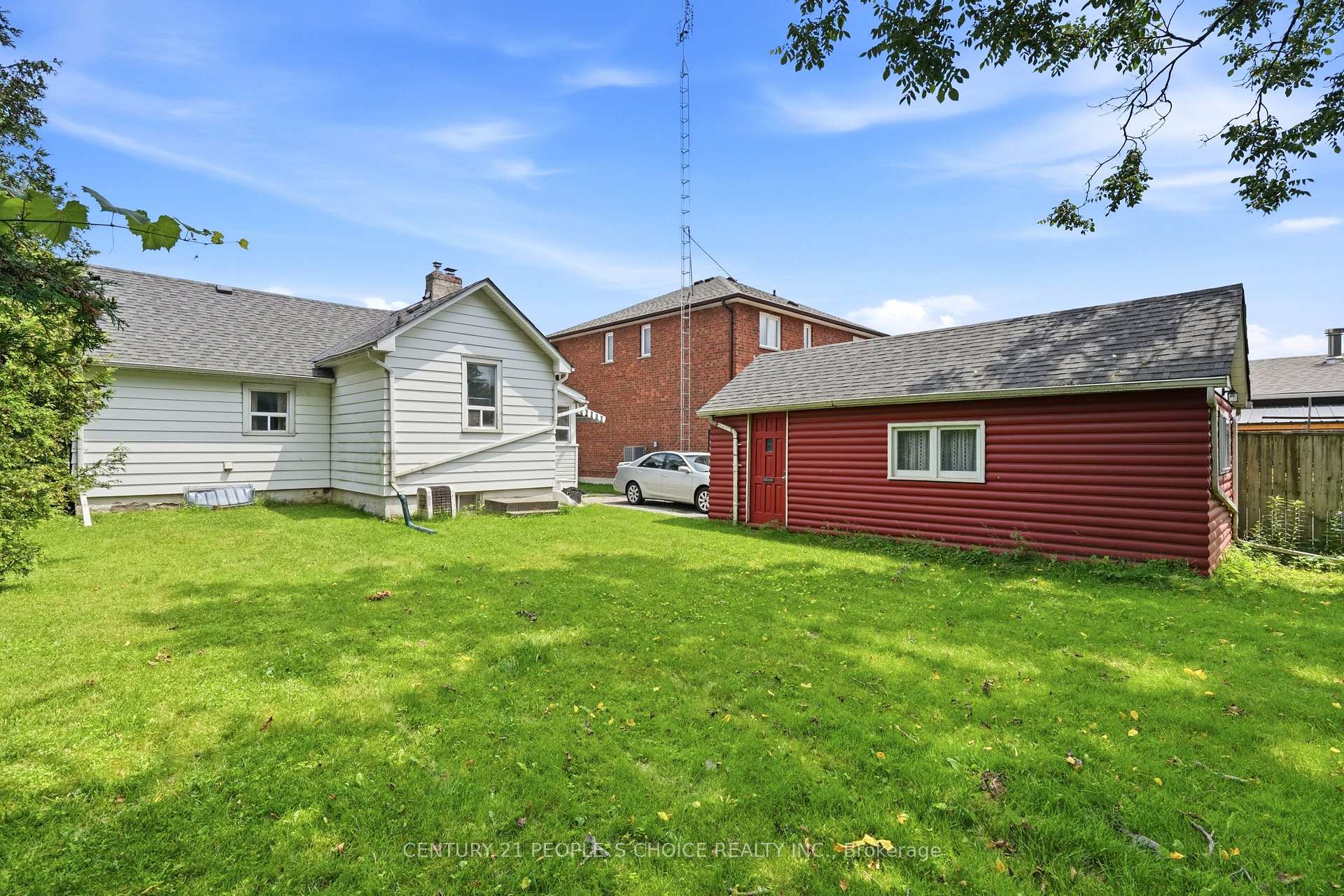 Photo 21 of 104 Grenfell Street, Oshawa, Vanier — HOMEH