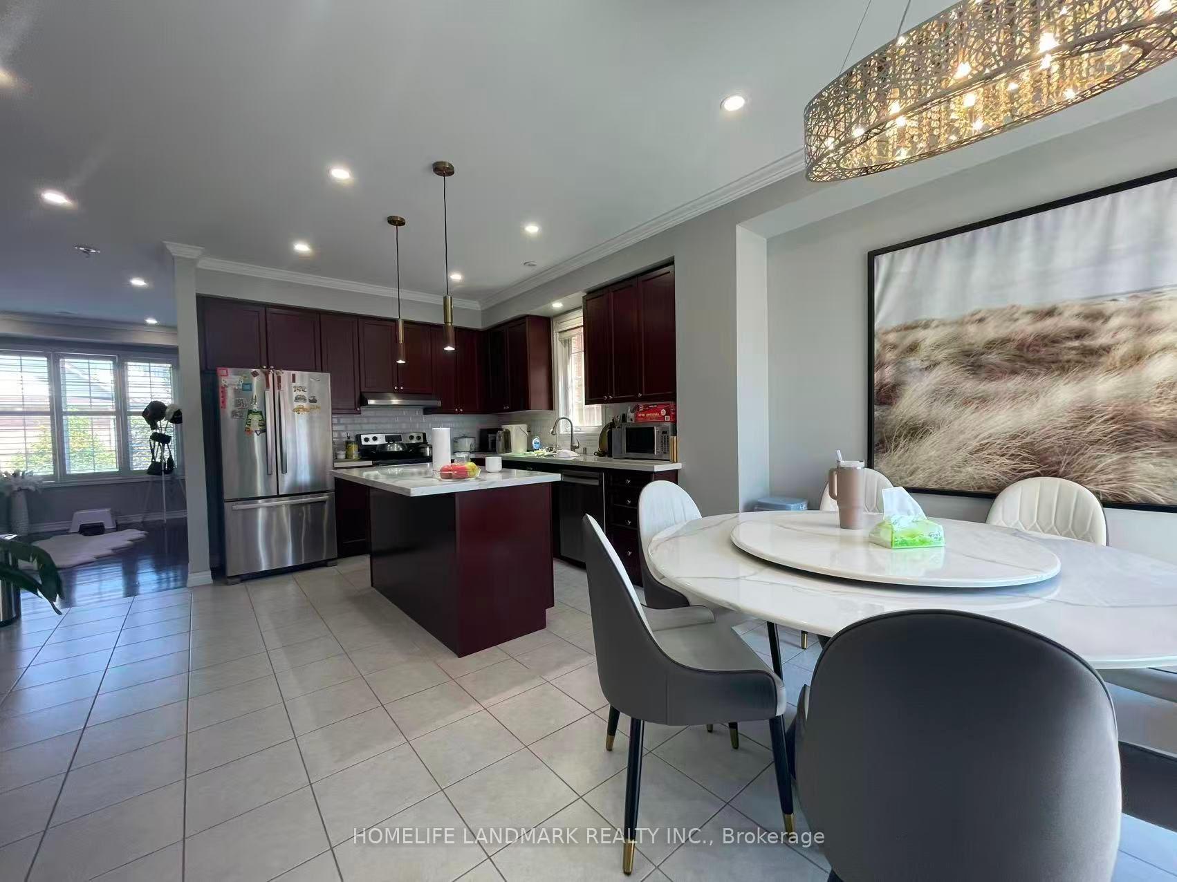 Photo 10 of 9 Garden Trail Road, Markham, Cornell — HOMEH