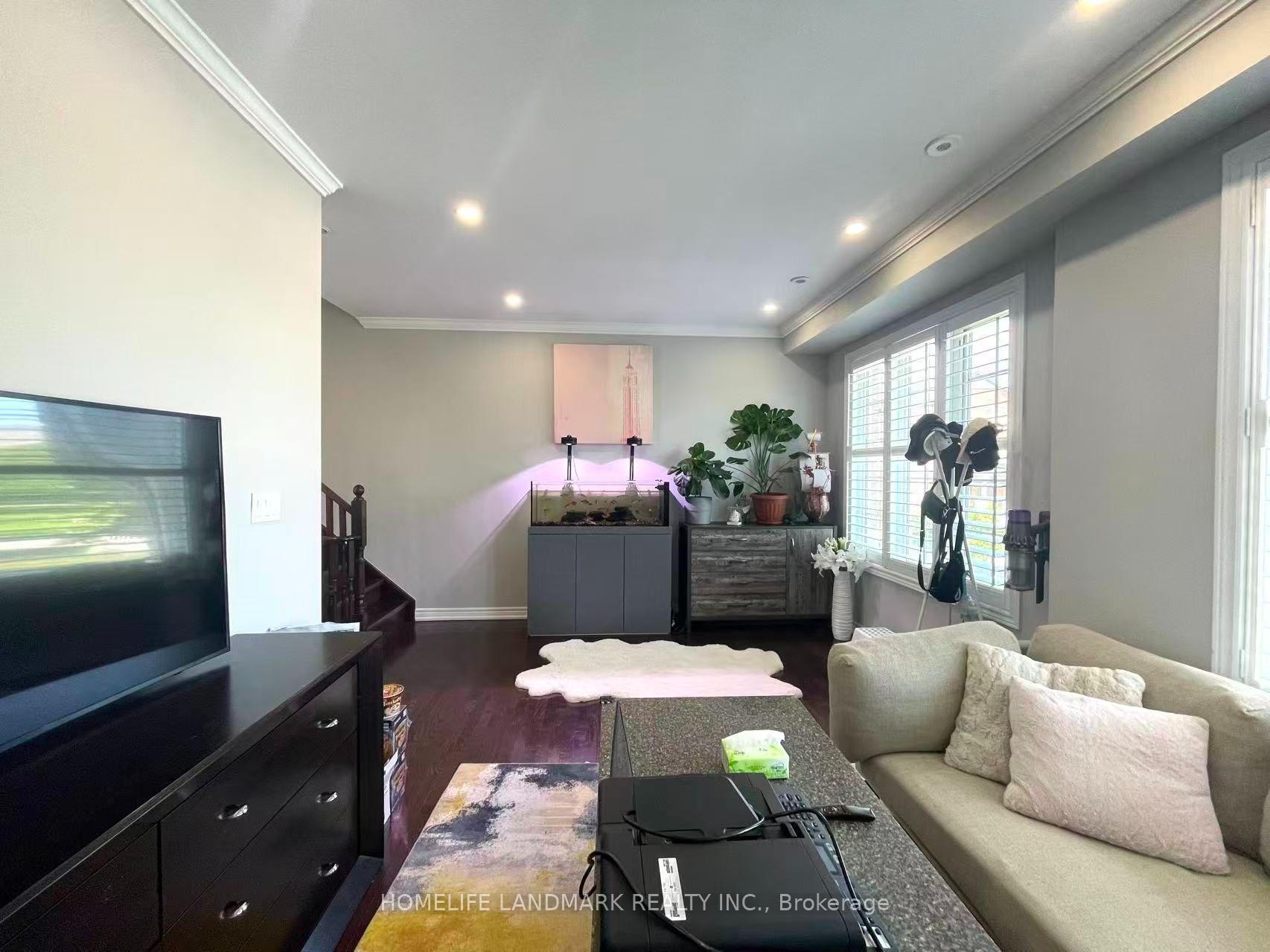 Photo 14 of 9 Garden Trail Road, Markham, Cornell — HOMEH