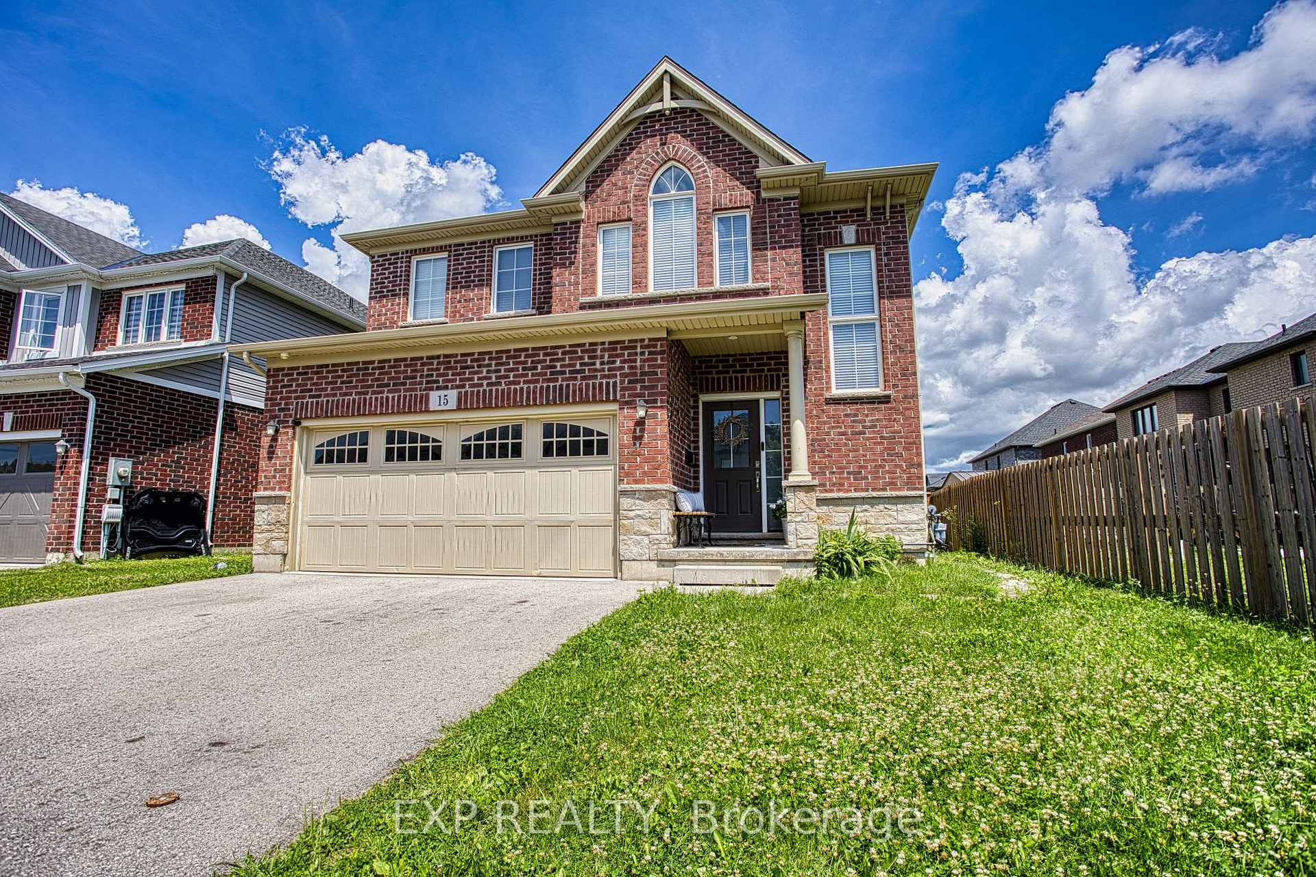 Photo 1 of 15 Riley Avenue, Pelham, Fonthill — HOMEH
