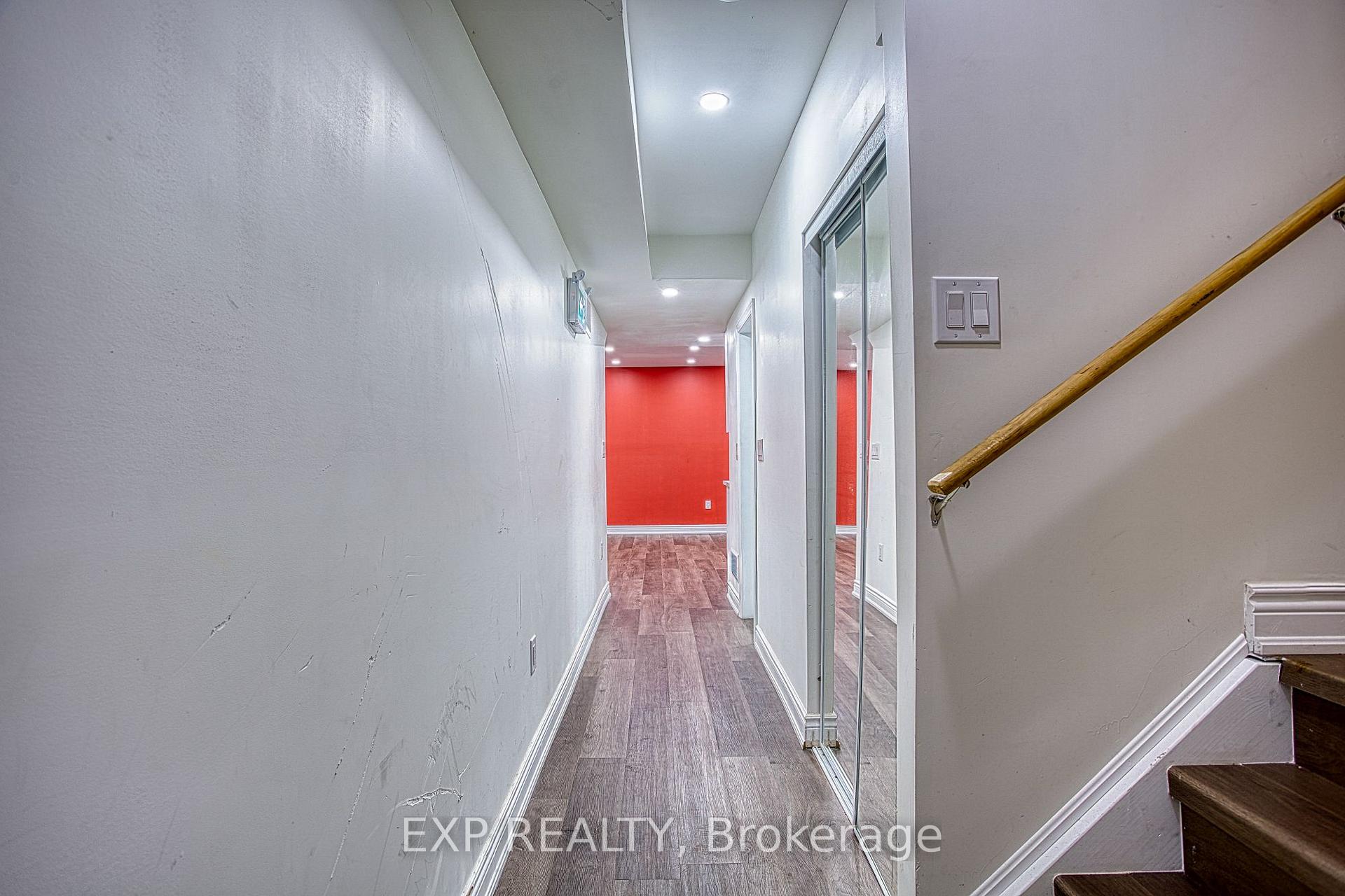 Photo 2 of 15 Riley Avenue, Pelham, Fonthill — HOMEH