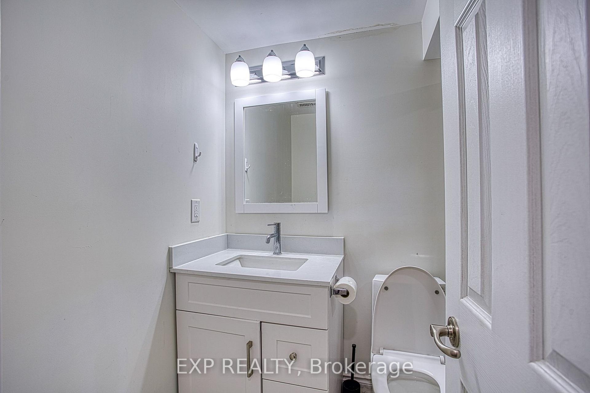Photo 3 of 15 Riley Avenue, Pelham, Fonthill — HOMEH