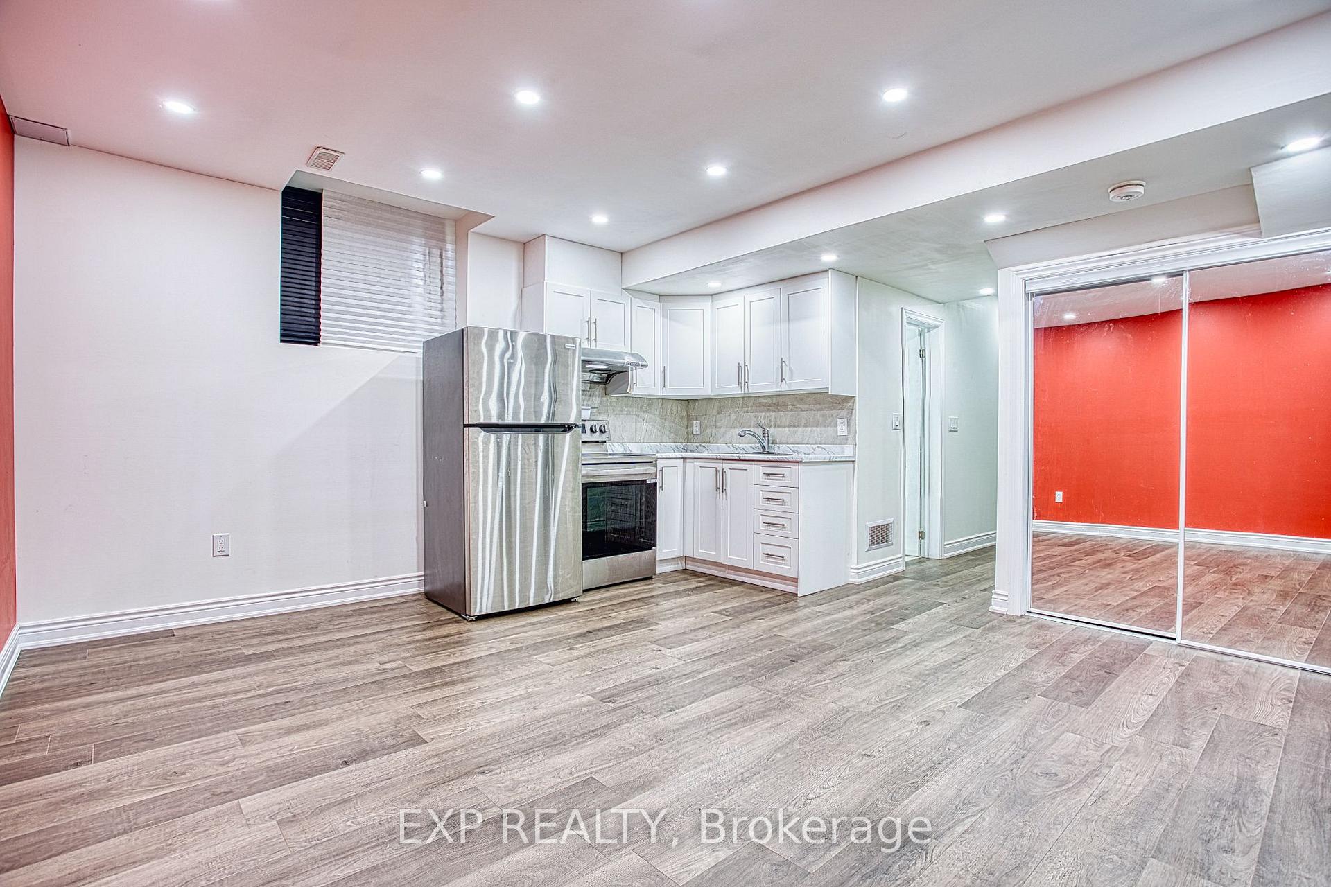 Photo 5 of 15 Riley Avenue, Pelham, Fonthill — HOMEH