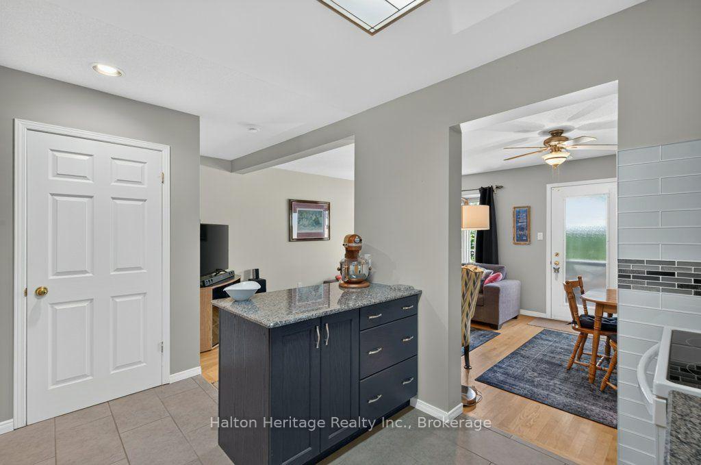 Photo 11 of Unit 47, 1889 Upper Wentworth Street, Hamilton, Allison — HOMEH