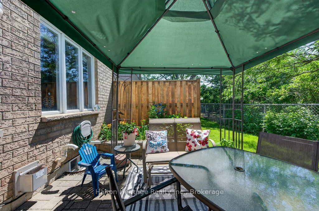 Photo 45 of Unit 47, 1889 Upper Wentworth Street, Hamilton, Allison — HOMEH