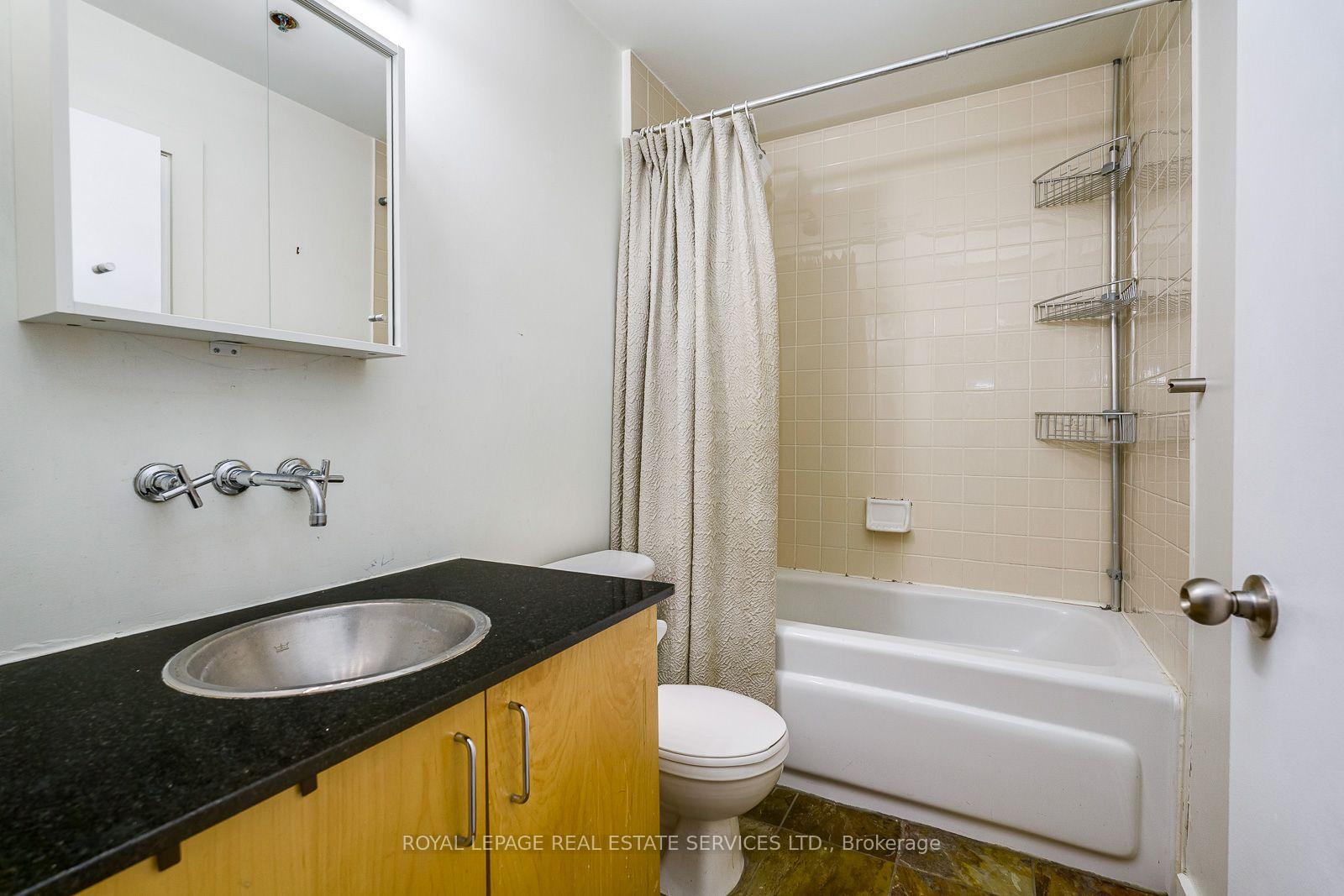 Photo 15 of Unit 210, 81A Front Street E, Toronto, Waterfront Communities — HOMEH