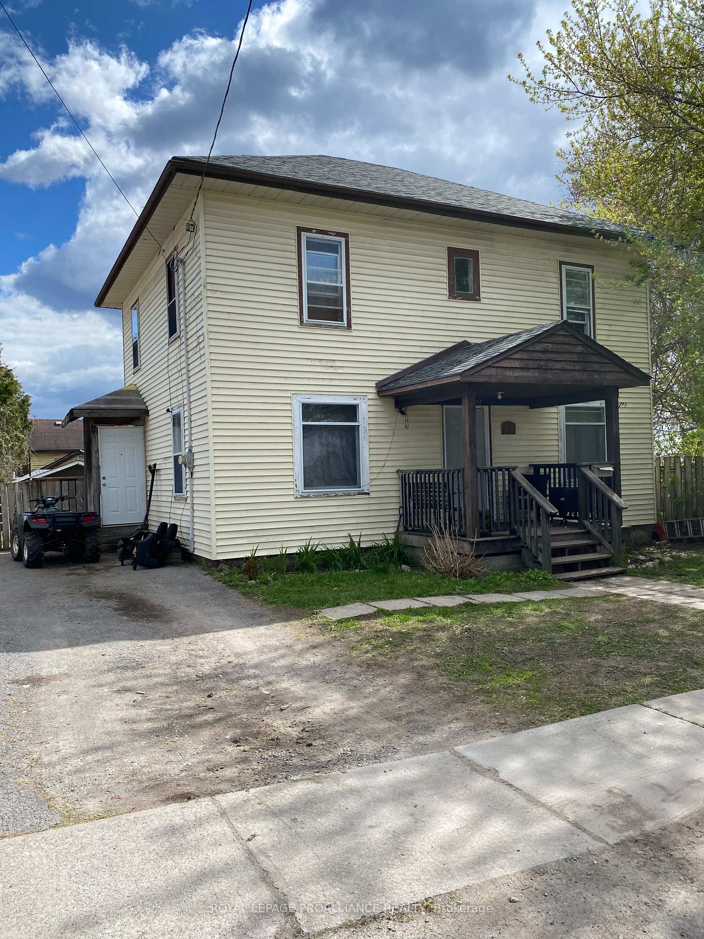 Photo 12 of 49 Crown Street, Quinte West, Trenton Ward — HOMEH