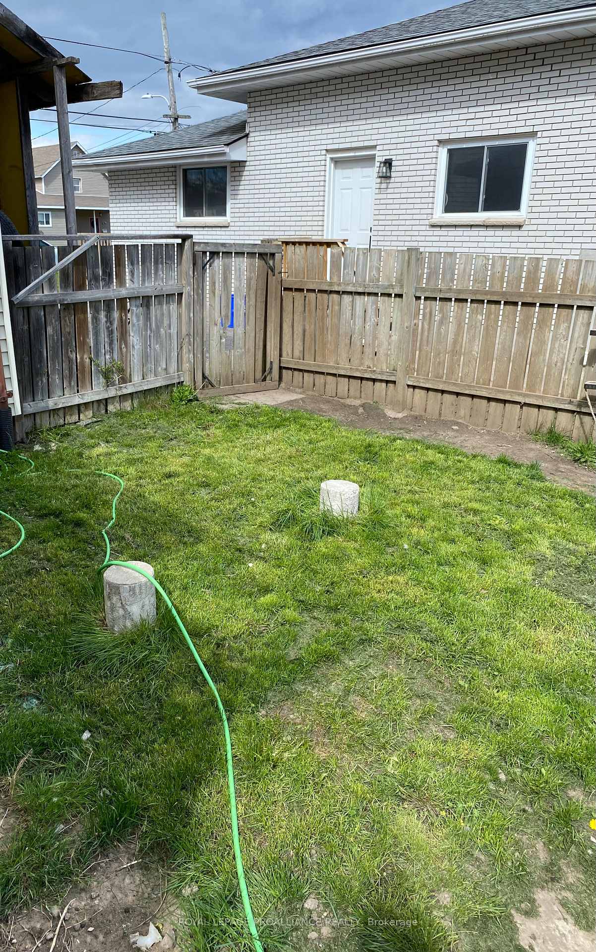 Photo 20 of 49 Crown Street, Quinte West, Trenton Ward — HOMEH
