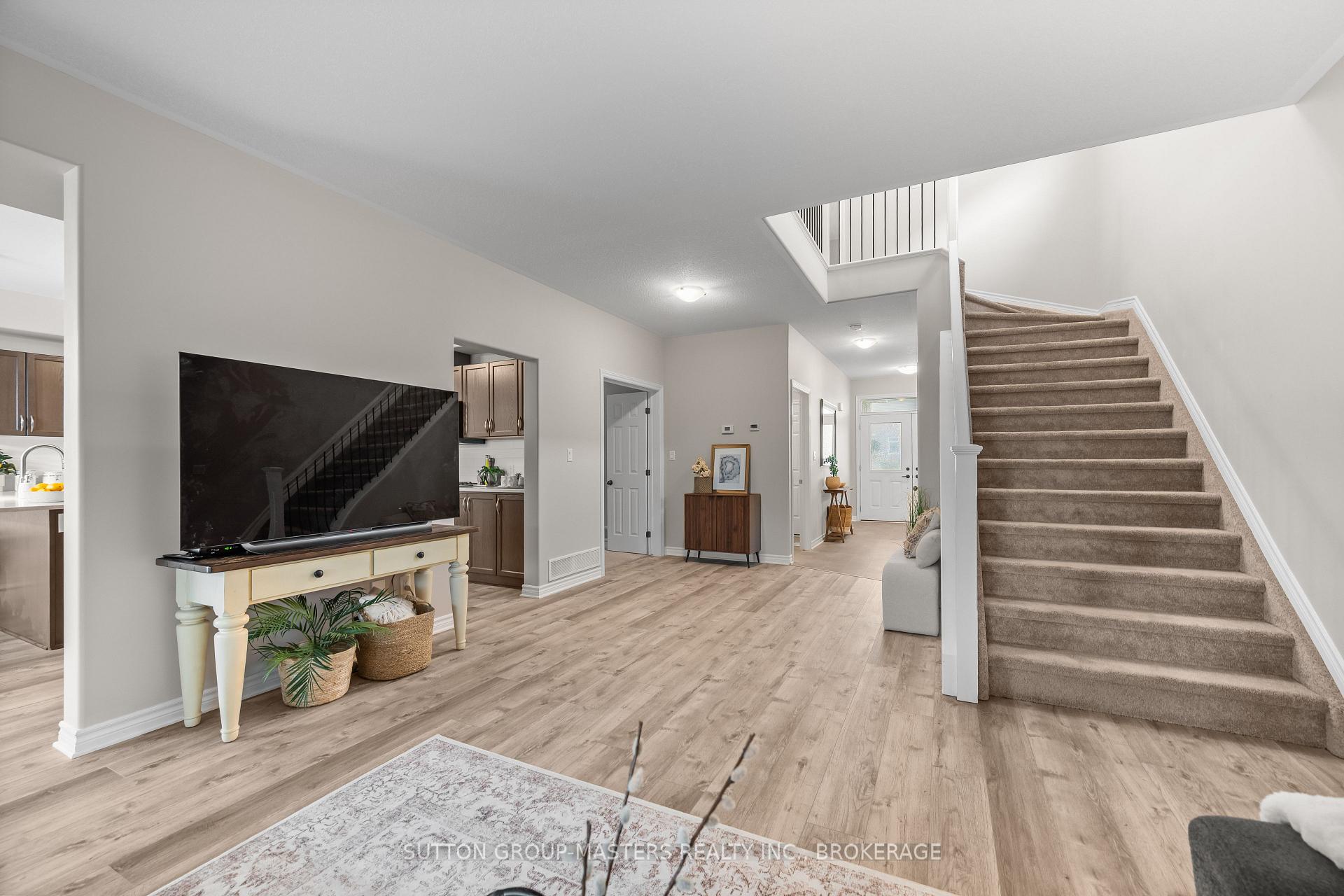 Photo 10 of 1705 Executive Avenue, Kingston, City Northwest — HOMEH