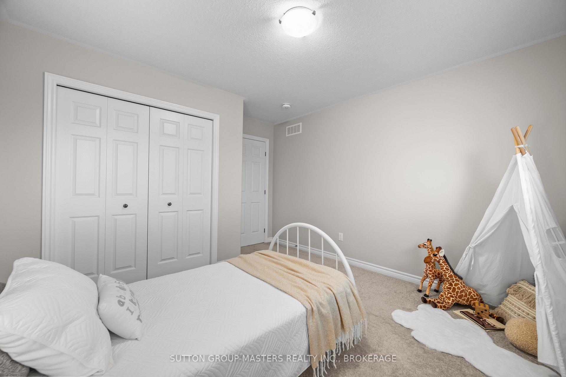 Photo 19 of 1705 Executive Avenue, Kingston, City Northwest — HOMEH