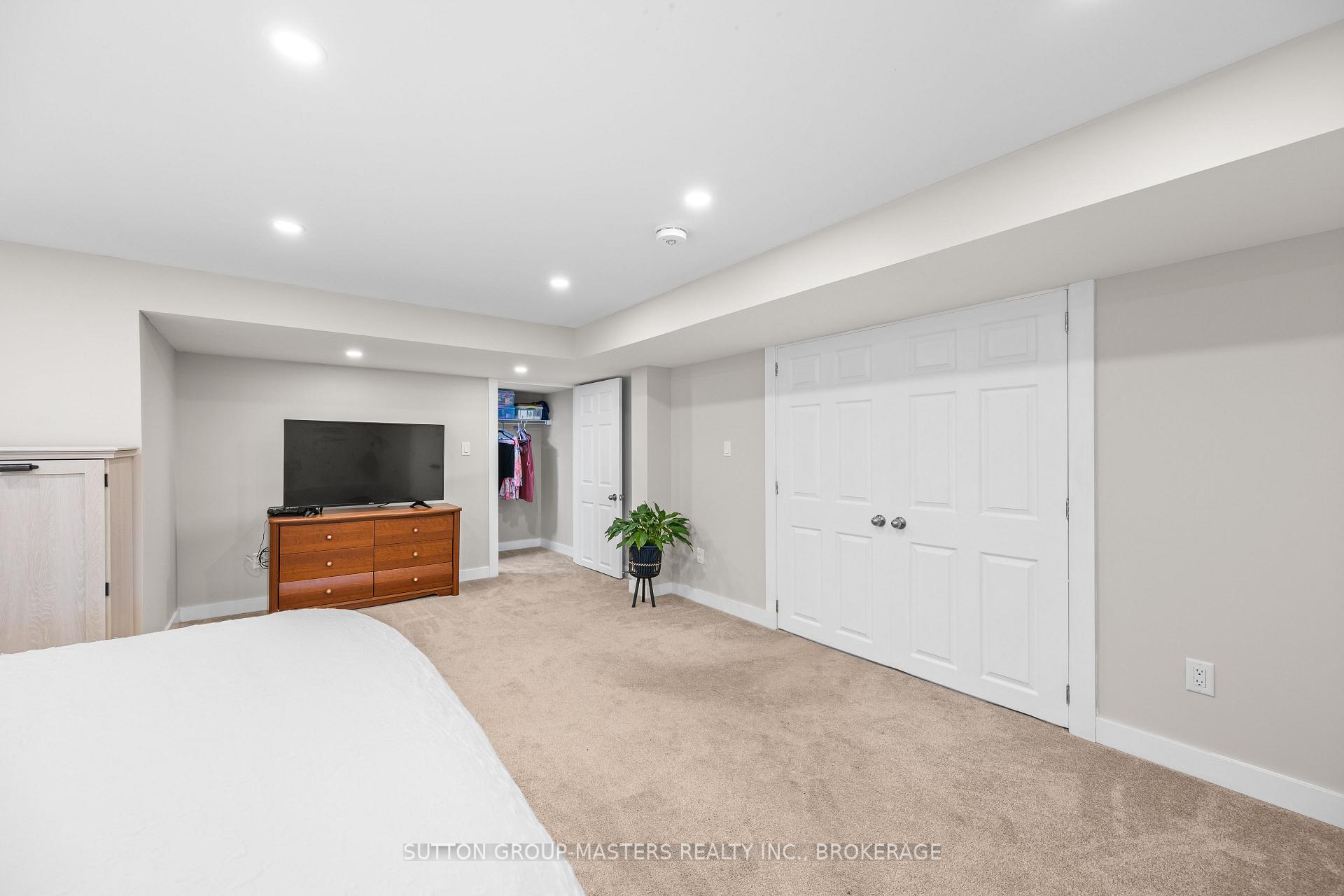 Photo 34 of 1705 Executive Avenue, Kingston, City Northwest — HOMEH