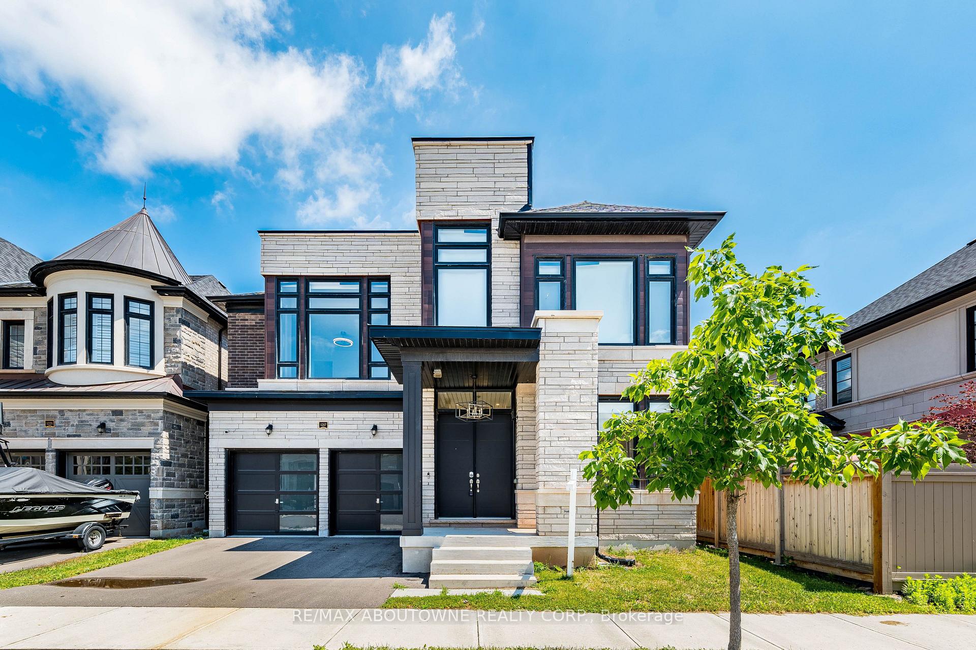 Photo 1 of 1217 Ironbridge Road, Oakville, Glen Abbey — HOMEH