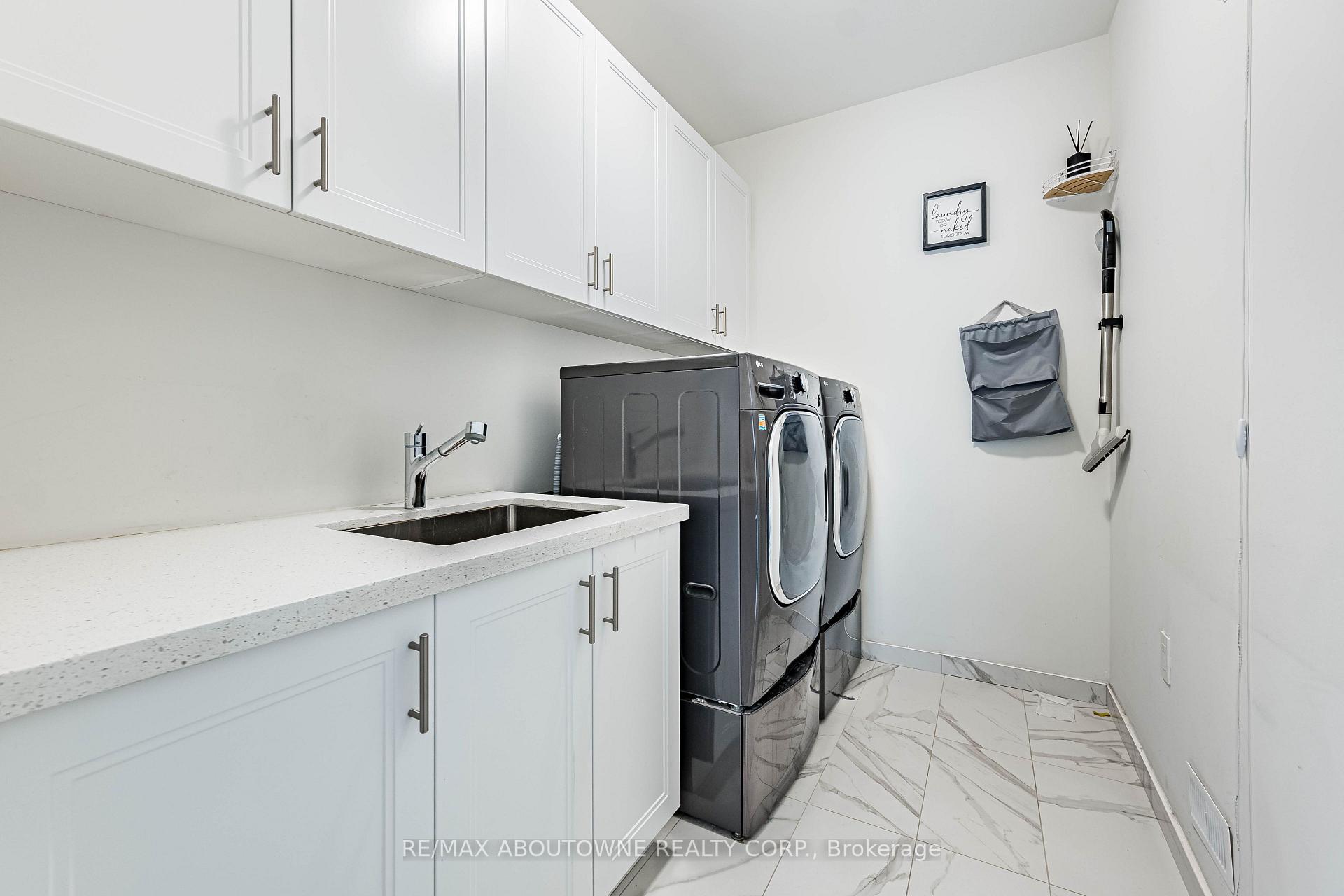 Photo 38 of 1217 Ironbridge Road, Oakville, Glen Abbey — HOMEH